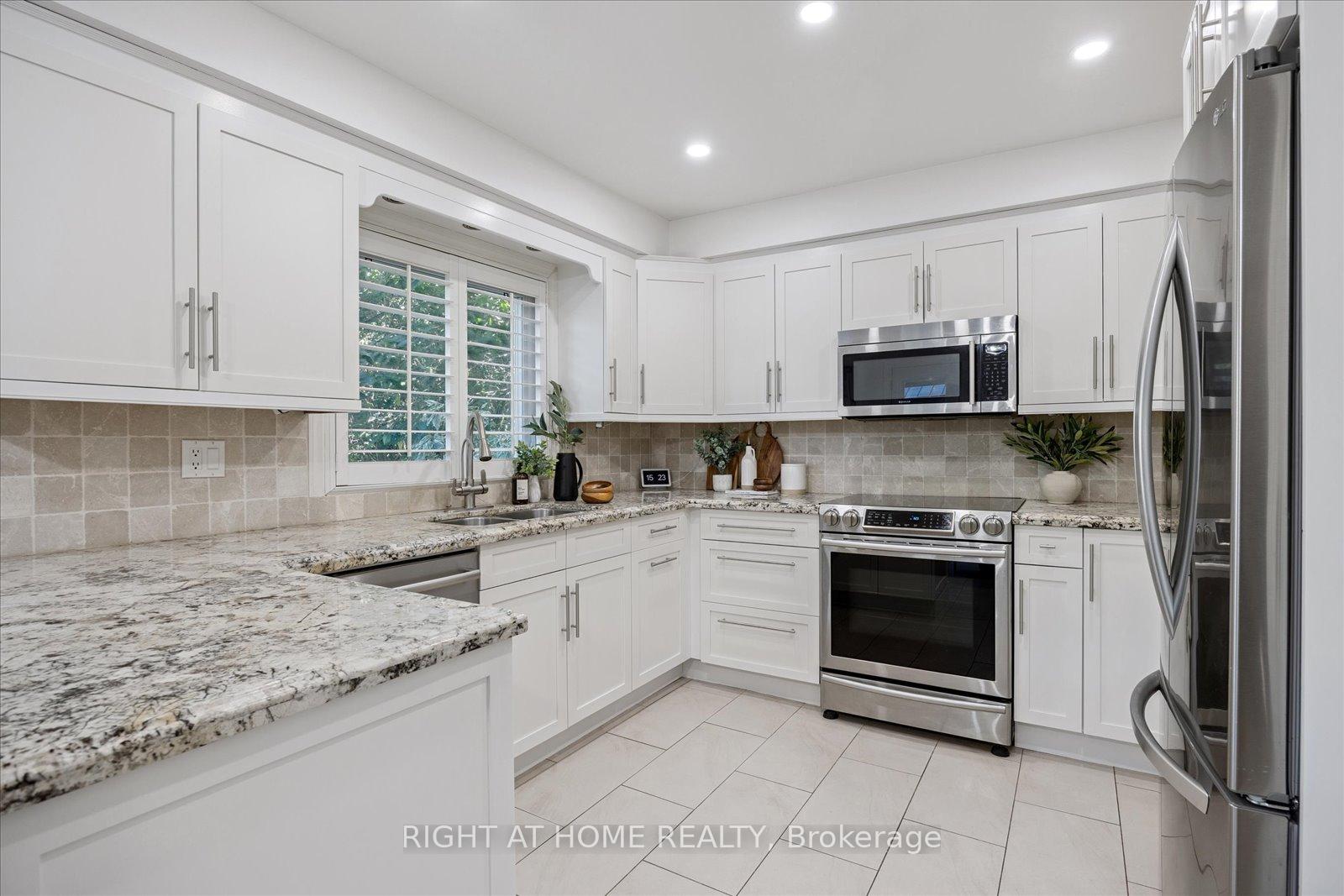 Photo 11 of 1815 Westcreek Drive, Pickering, Highbush — HOMEH