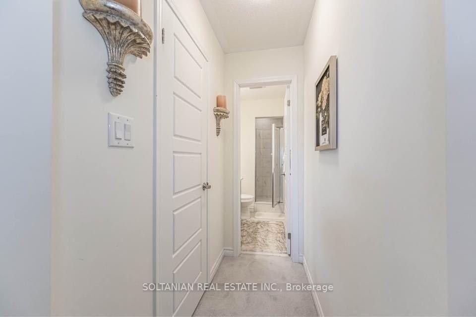 Photo 6 of 1256 Wintergreen Place, Milton, Cobban — HOMEH