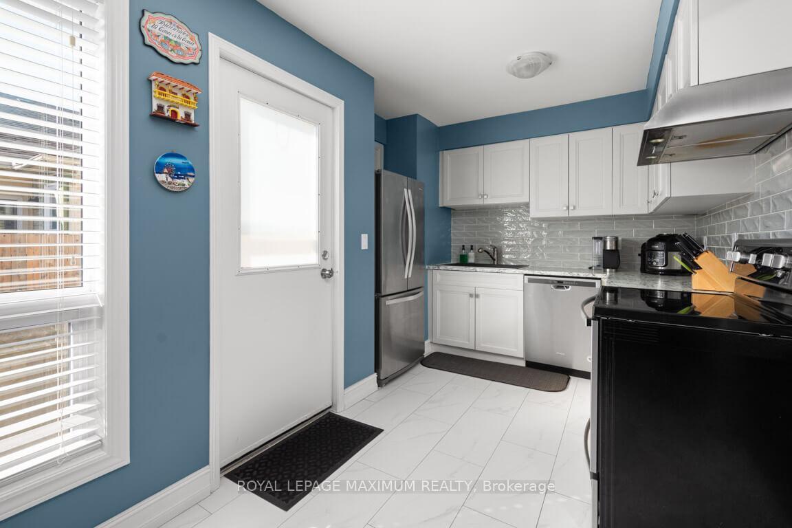 Photo 13 of 1420 Park Road S, Oshawa, Lakeview — HOMEH