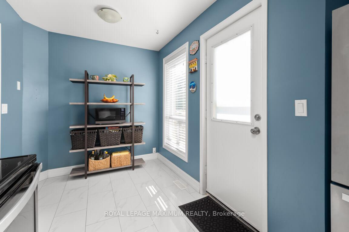 Photo 16 of 1420 Park Road S, Oshawa, Lakeview — HOMEH
