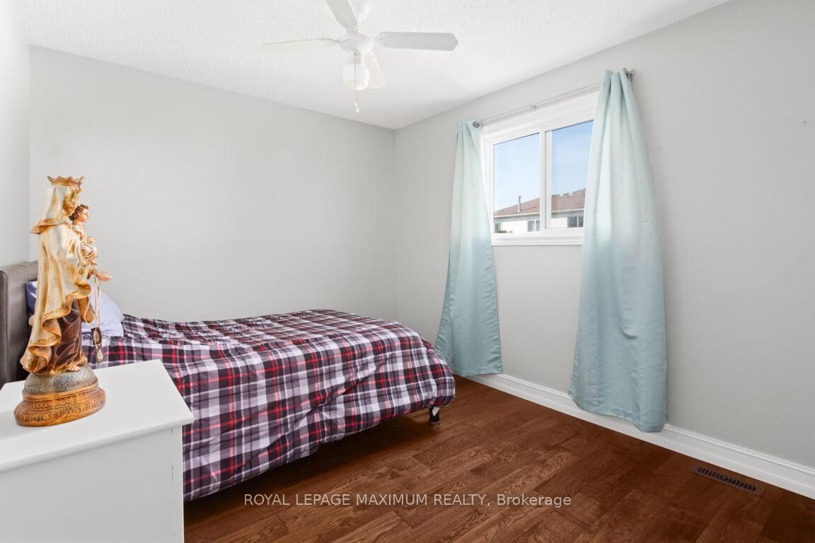 Photo 22 of 1420 Park Road S, Oshawa, Lakeview — HOMEH