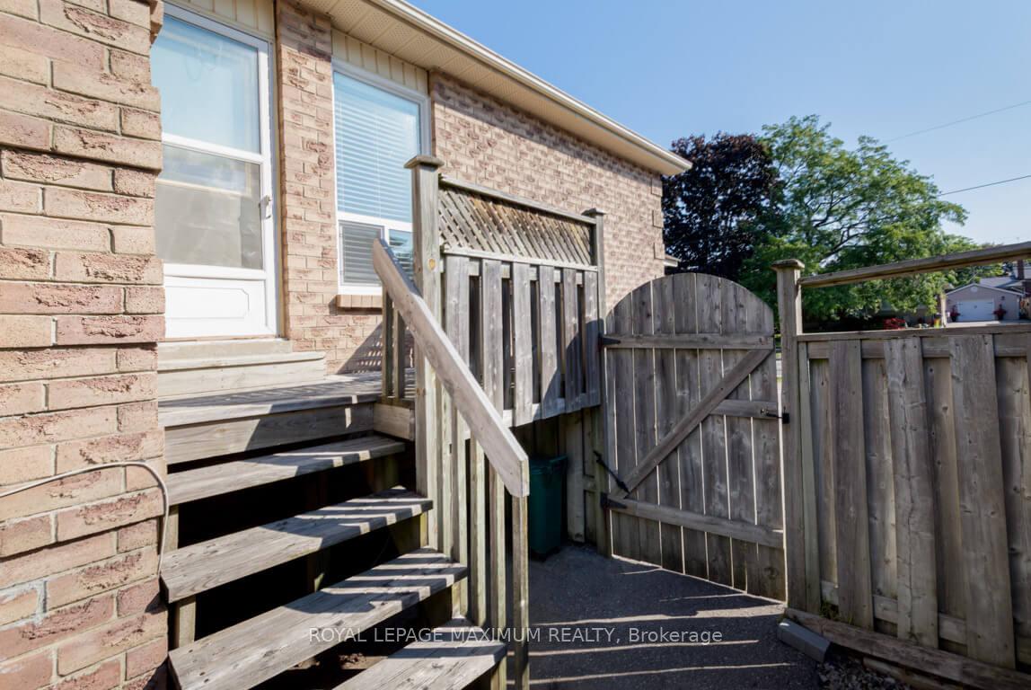 Photo 34 of 1420 Park Road S, Oshawa, Lakeview — HOMEH
