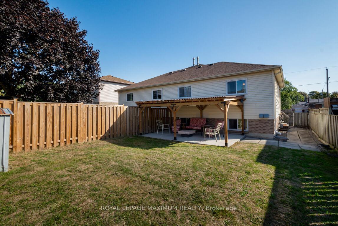 Photo 36 of 1420 Park Road S, Oshawa, Lakeview — HOMEH