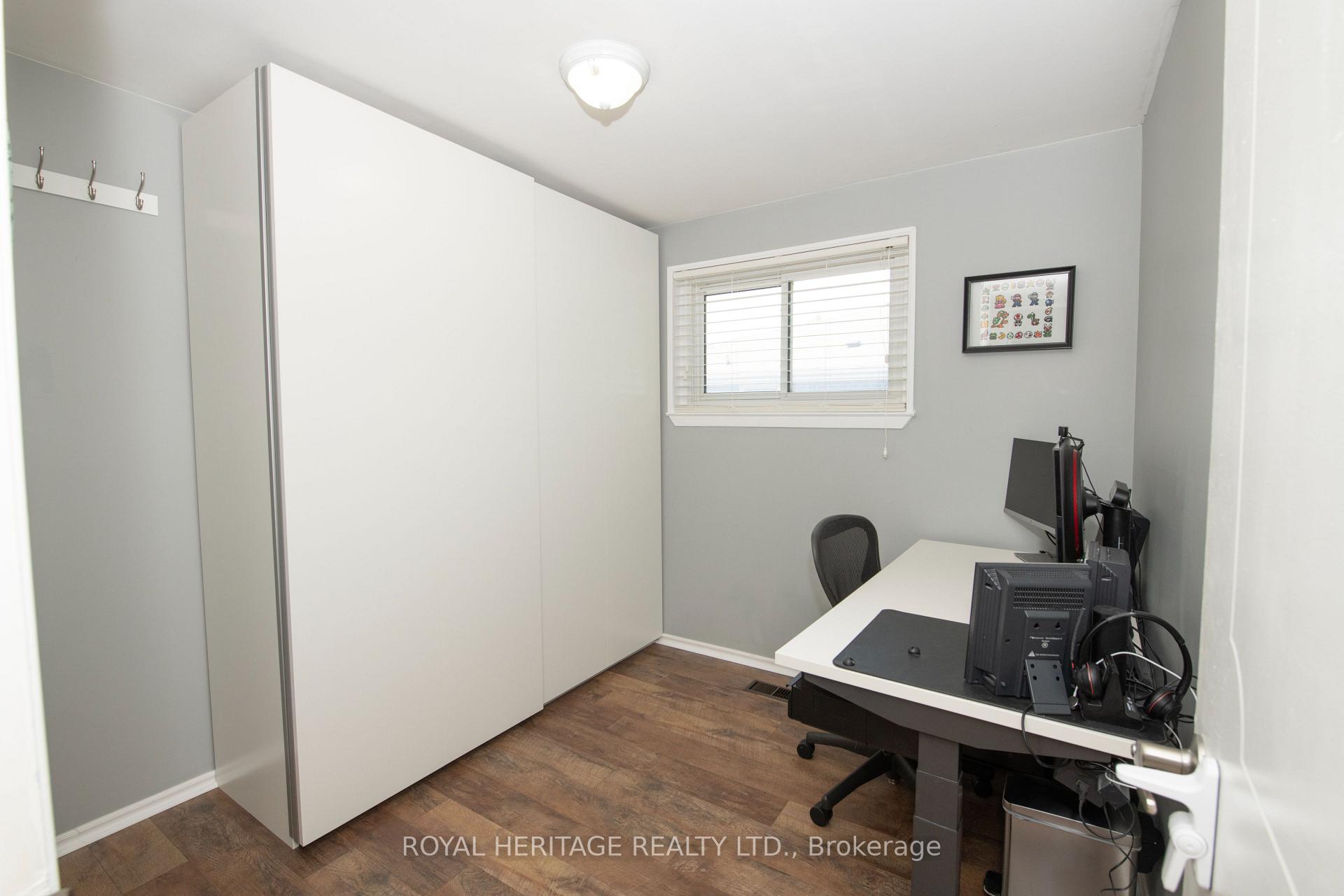Photo 18 of 847 Krosno Boulevard, Pickering, Bay Ridges — HOMEH