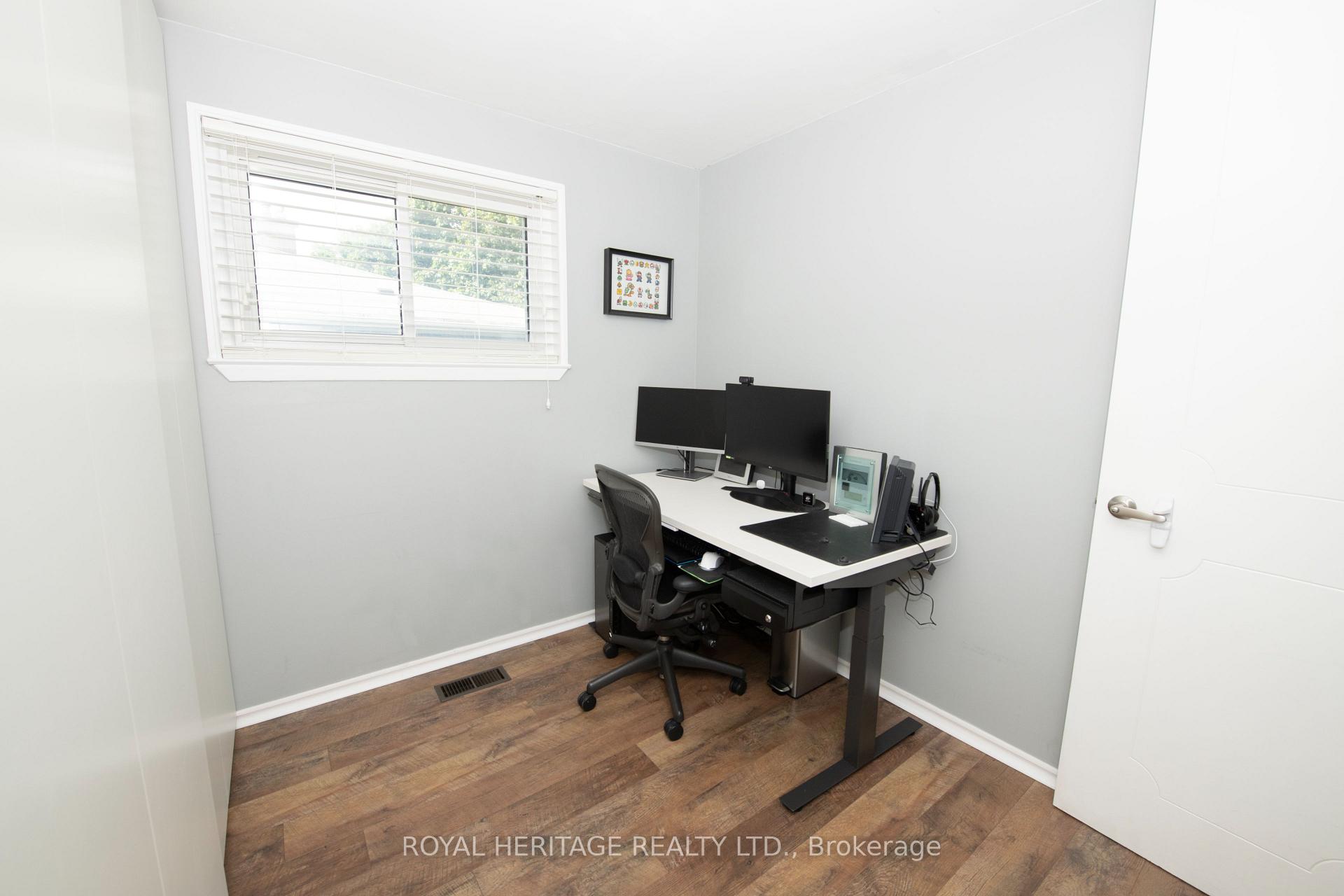 Photo 19 of 847 Krosno Boulevard, Pickering, Bay Ridges — HOMEH