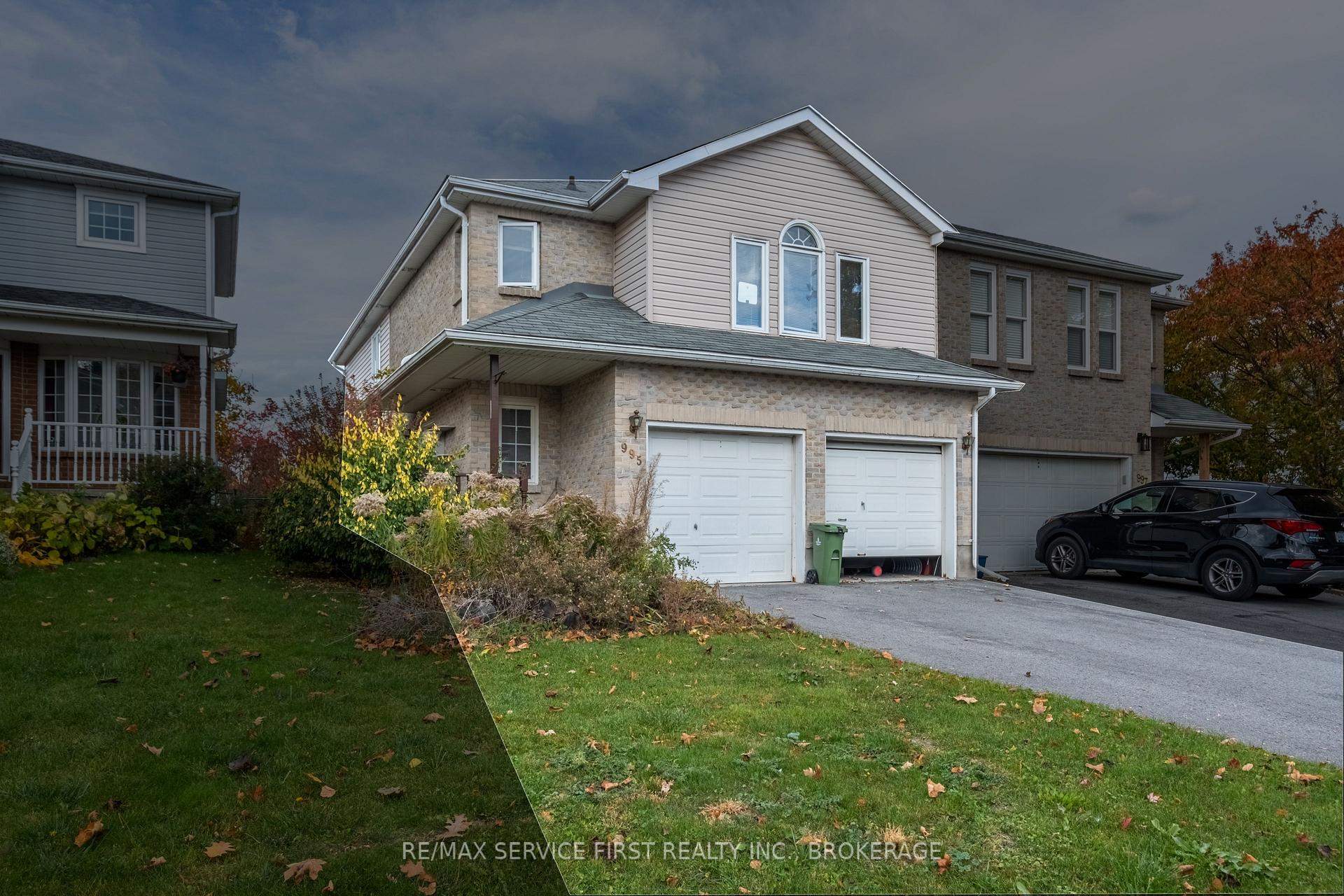 Photo 1 of 995 Waterbury Crescent, Kingston, City Southwest — HOMEH