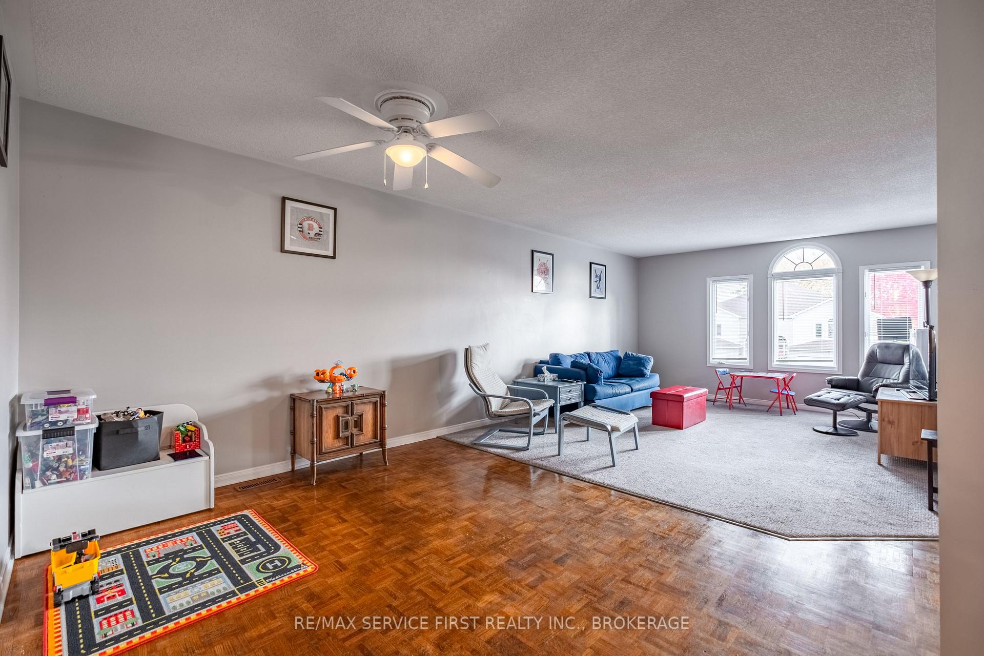 Photo 17 of 995 Waterbury Crescent, Kingston, City Southwest — HOMEH
