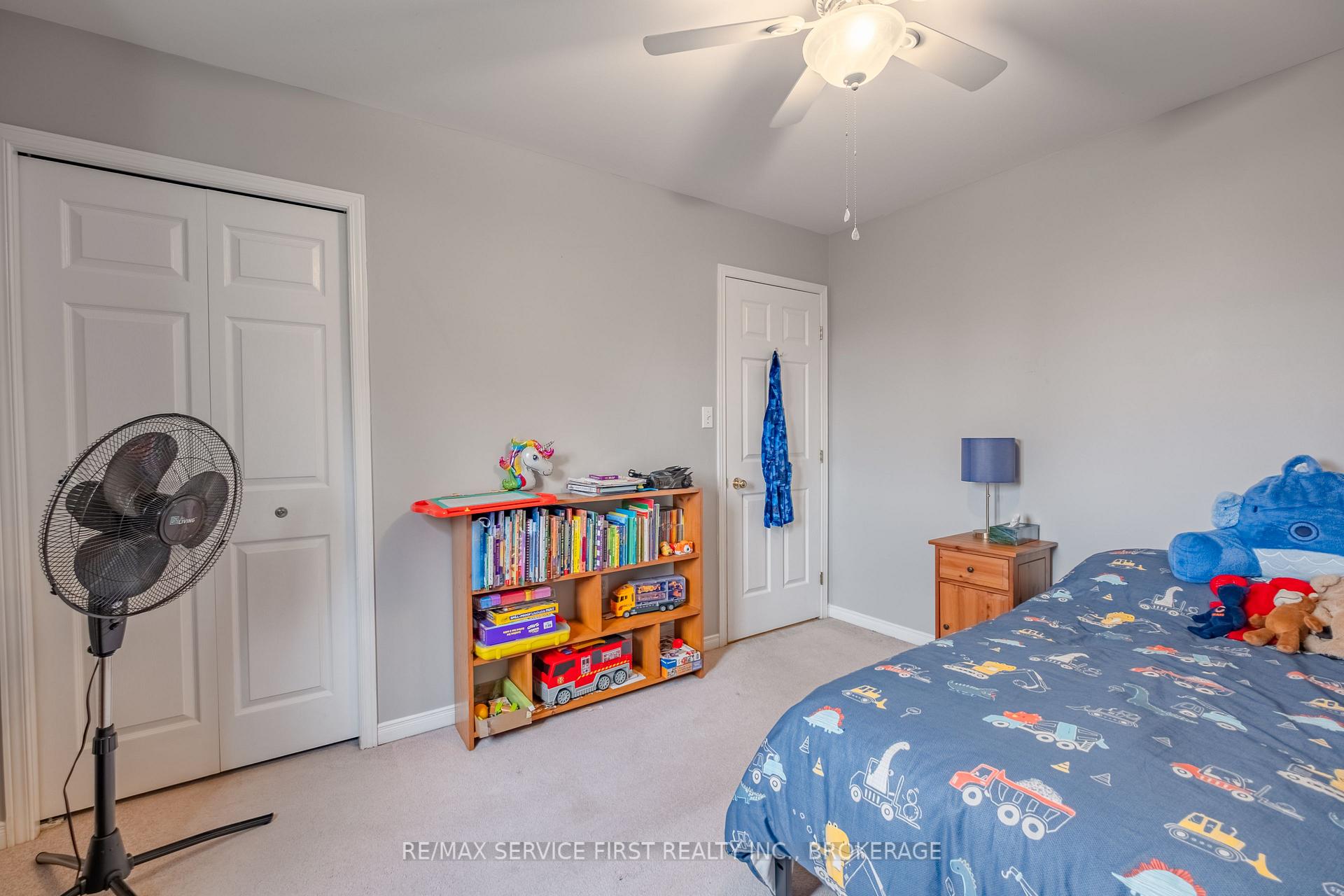 Photo 26 of 995 Waterbury Crescent, Kingston, City Southwest — HOMEH