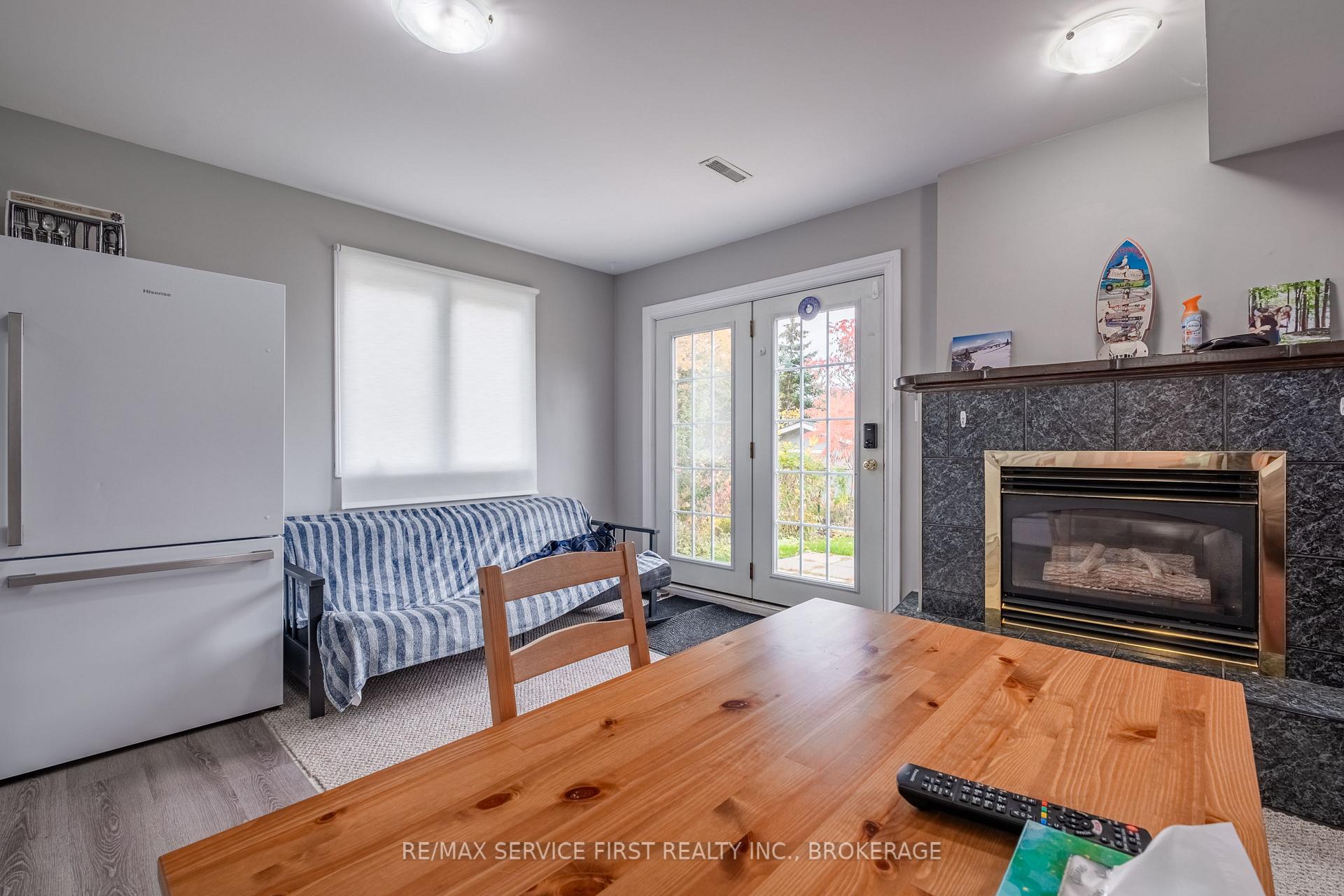 Photo 27 of 995 Waterbury Crescent, Kingston, City Southwest — HOMEH