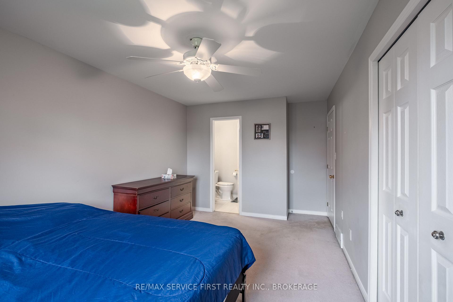 Photo 38 of 995 Waterbury Crescent, Kingston, City Southwest — HOMEH