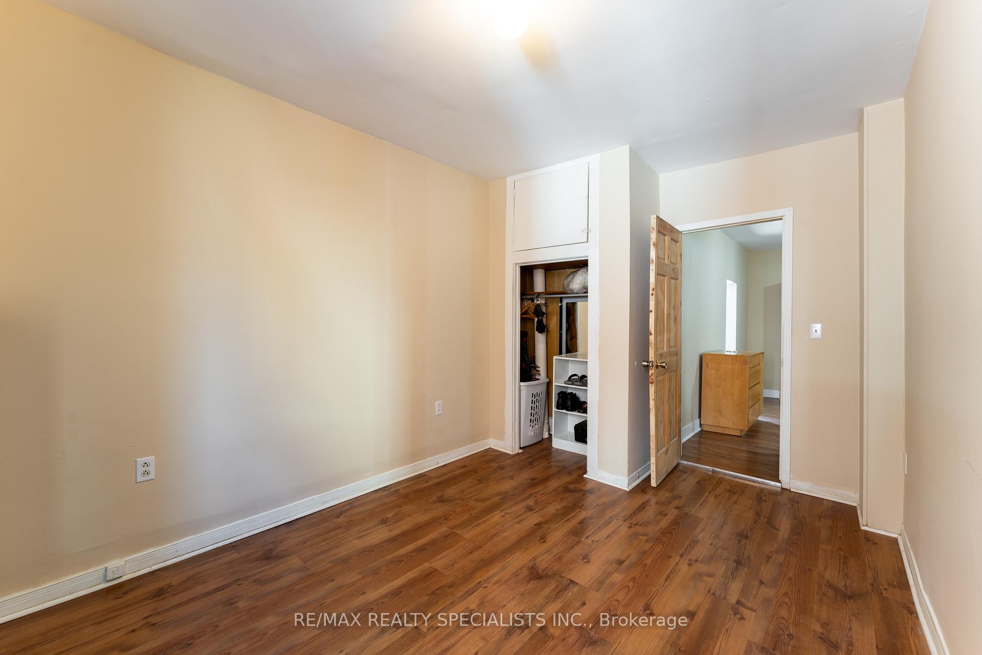 Photo 18 of 133 Agnes Street, Oshawa, O'Neill — HOMEH