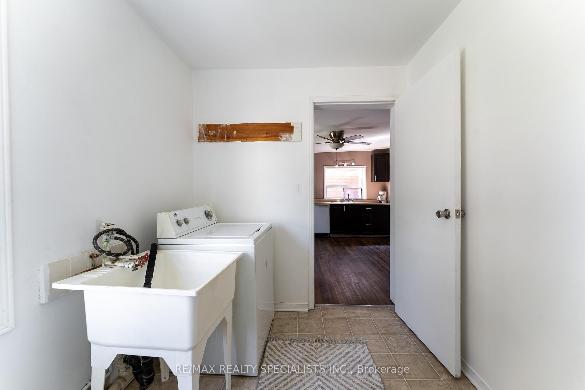 Photo 25 of 133 Agnes Street, Oshawa, O'Neill — HOMEH