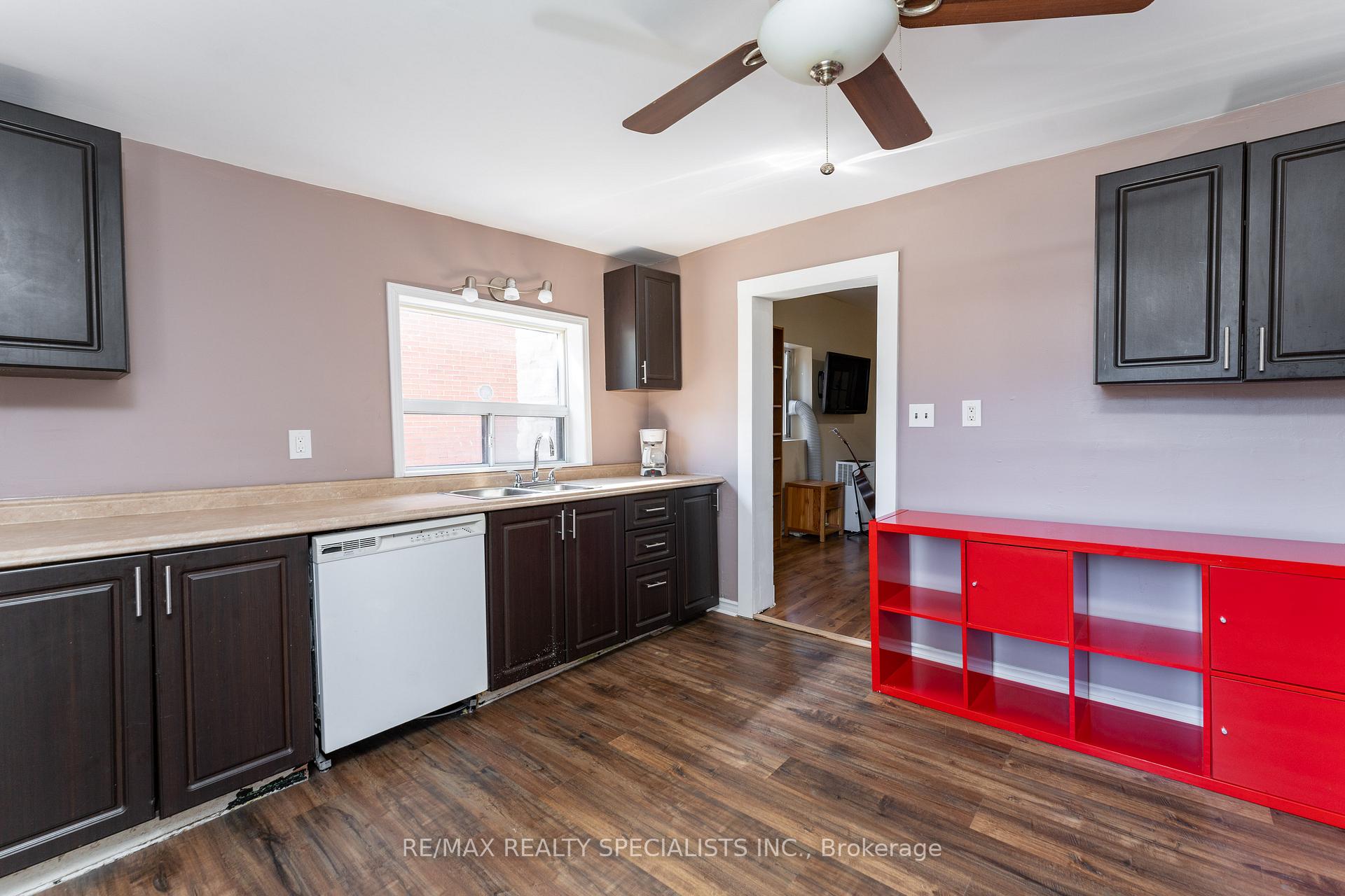 Photo 26 of 133 Agnes Street, Oshawa, O'Neill — HOMEH