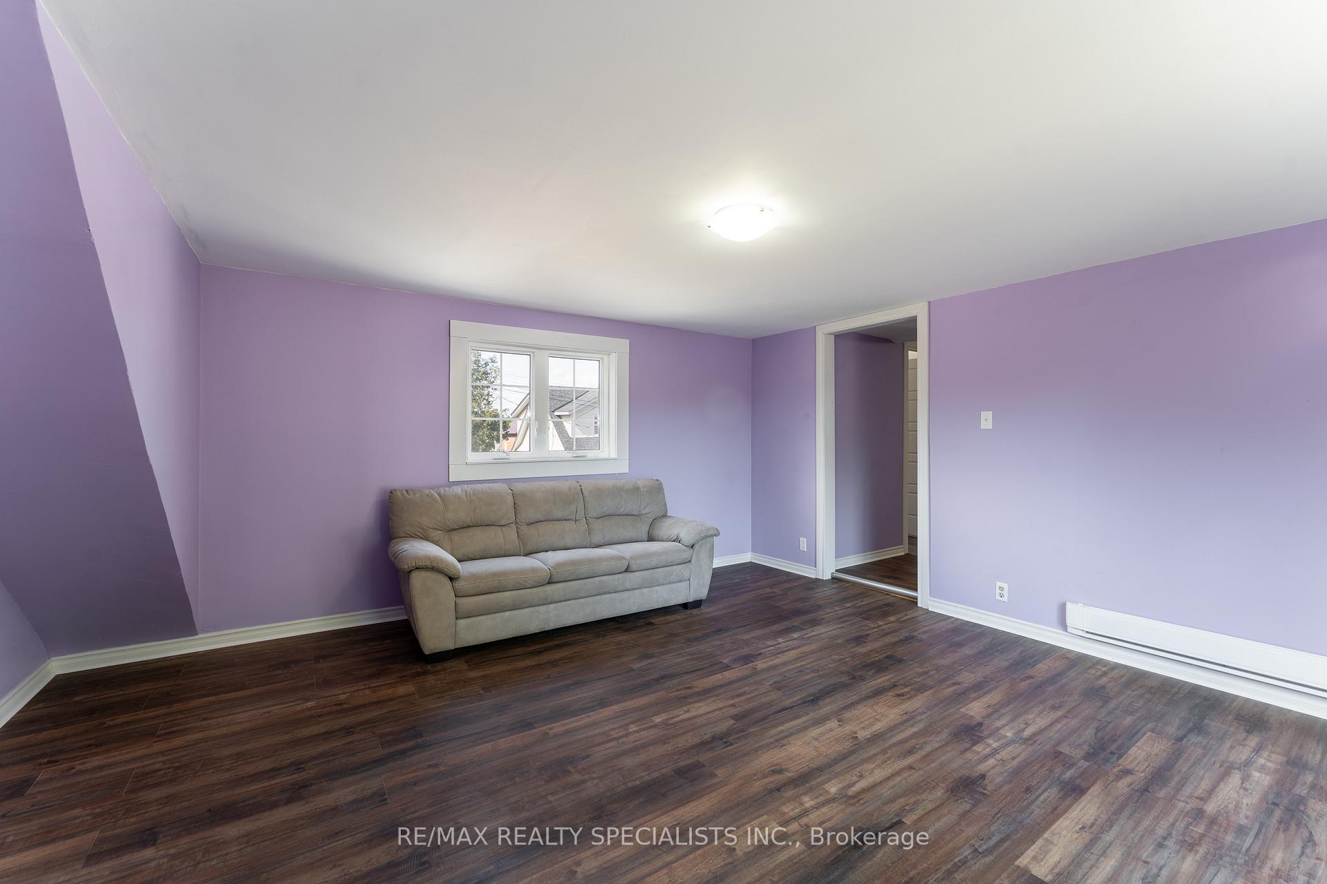 Photo 37 of 133 Agnes Street, Oshawa, O'Neill — HOMEH