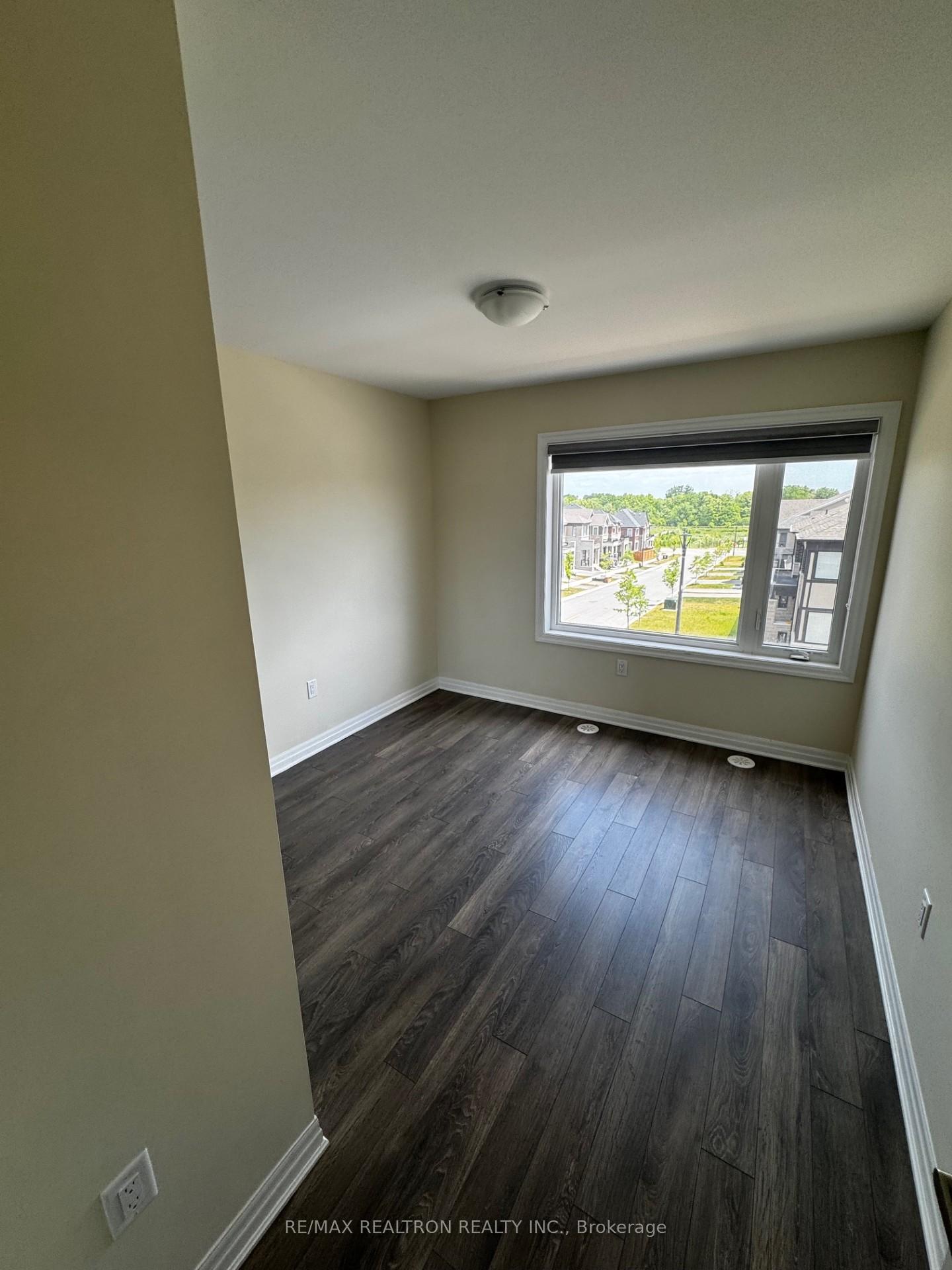 Photo 9 of 3380 Swordbill Street, Pickering, Rural Pickering — HOMEH