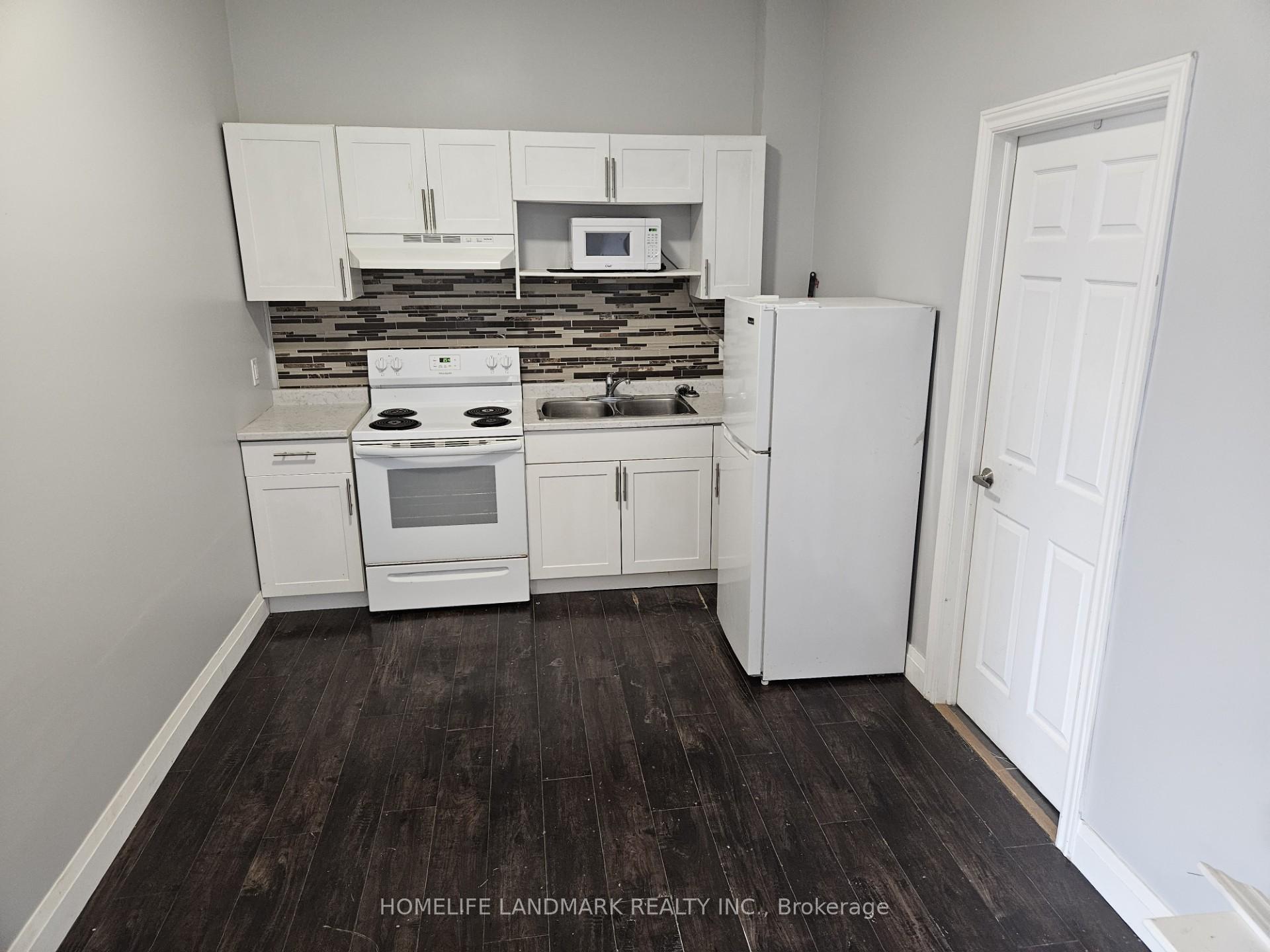 Photo 2 of Unit 3B Albany, 451 Simcoe Street, Oshawa, Central — HOMEH
