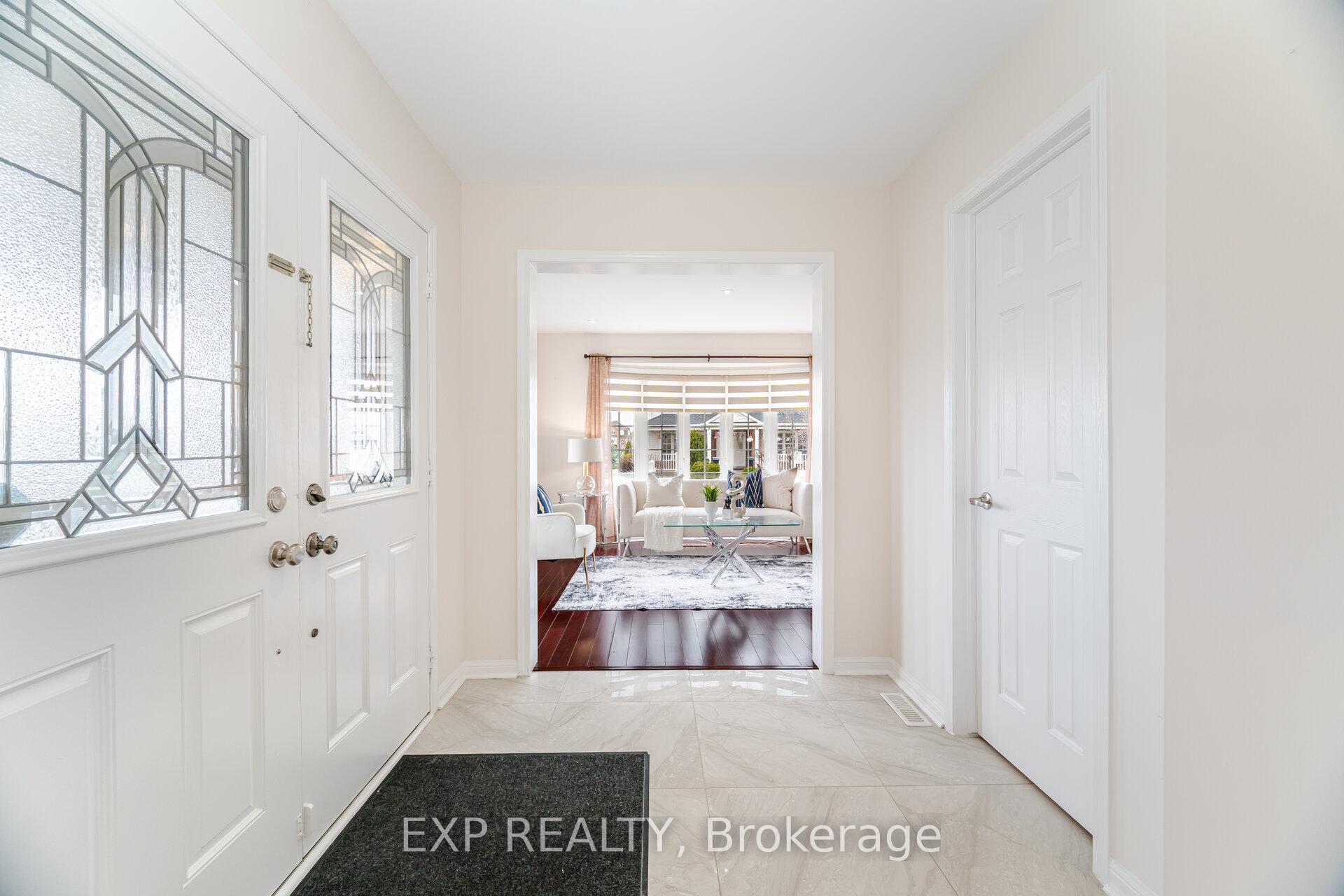 Photo 5 of 810 Cousens Terrace, Milton, Coates — HOMEH