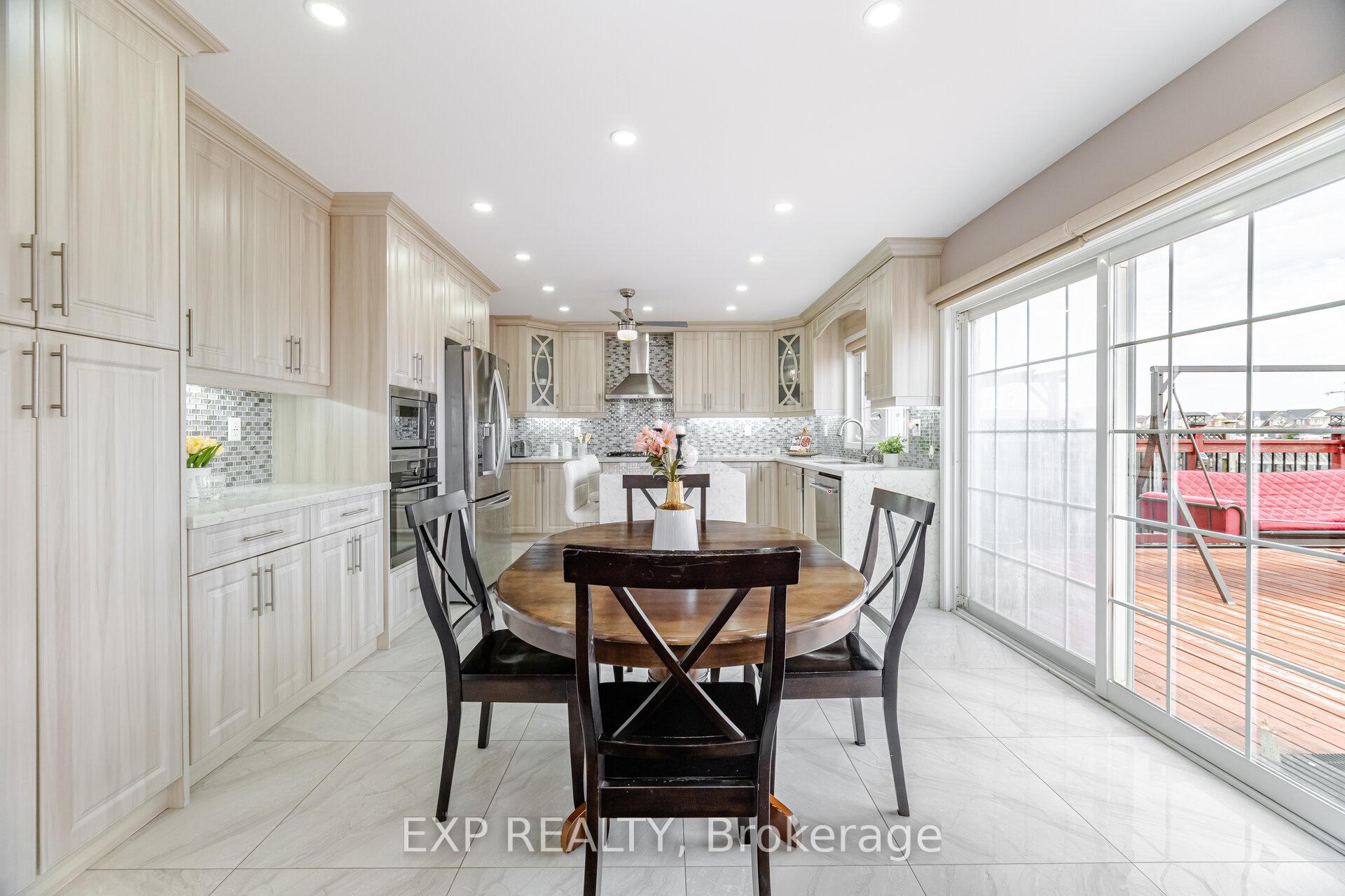 Photo 18 of 810 Cousens Terrace, Milton, Coates — HOMEH
