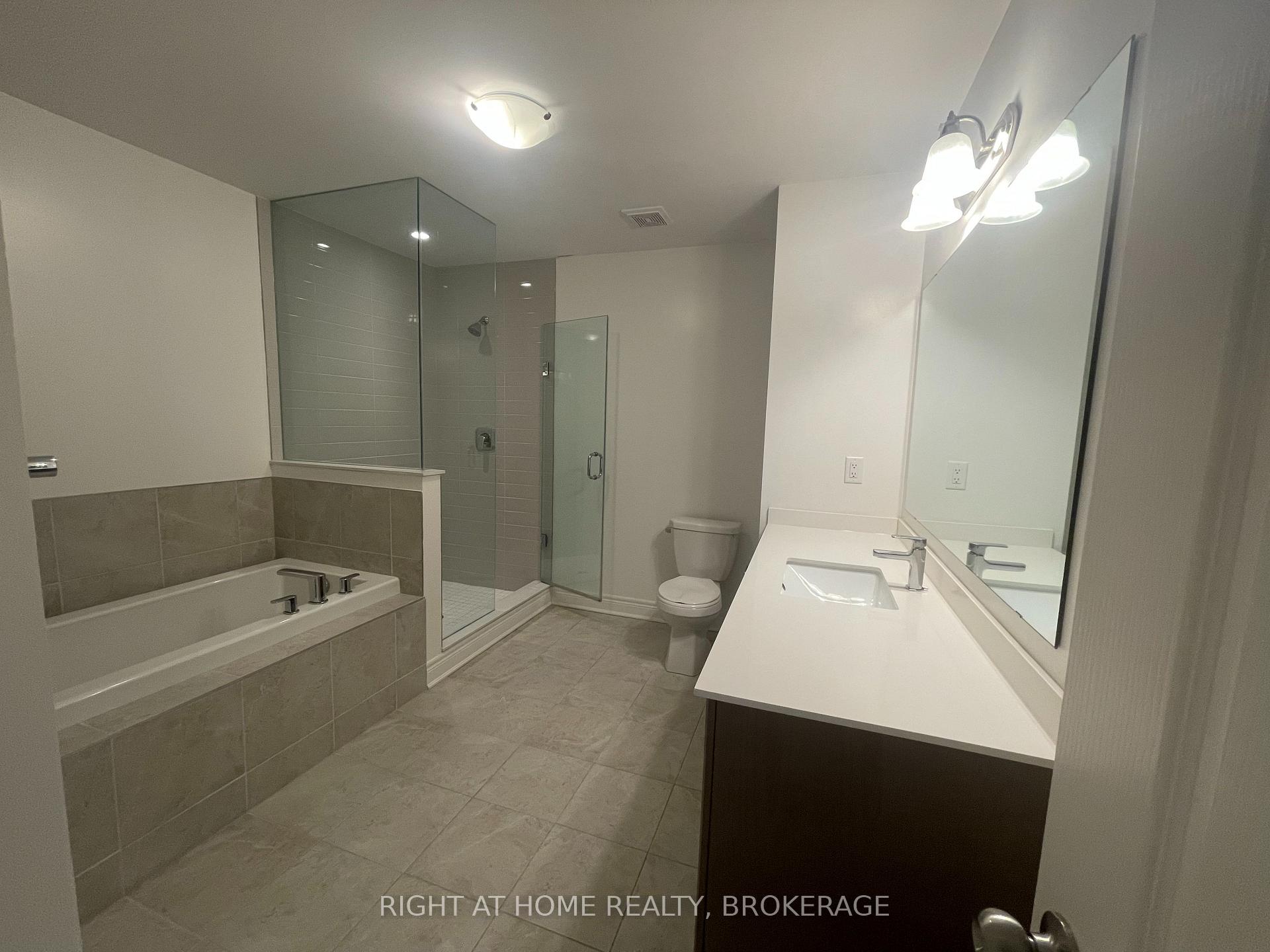 Photo 17 of 454 Sheaffe Place, Milton, Ford — HOMEH