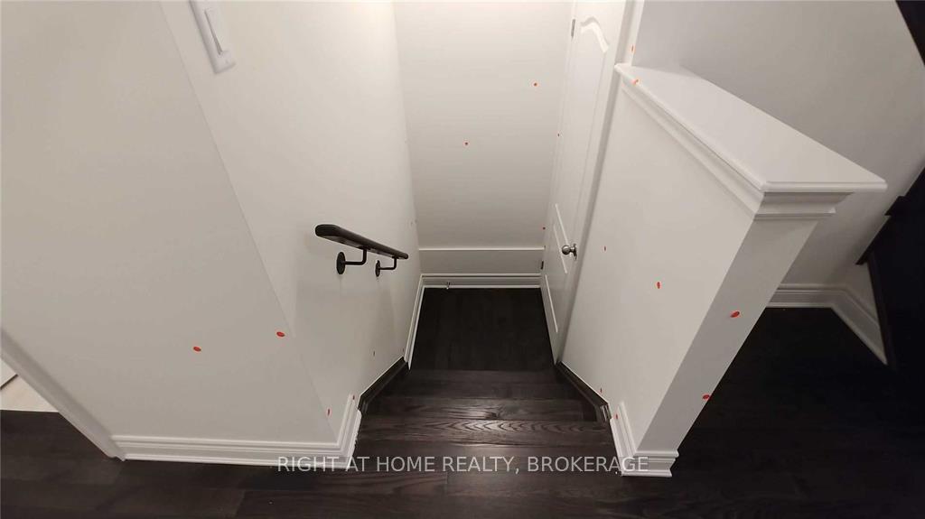 Photo 32 of 454 Sheaffe Place, Milton, Ford — HOMEH