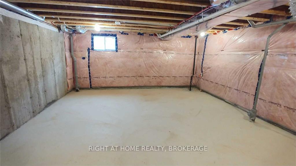 Photo 33 of 454 Sheaffe Place, Milton, Ford — HOMEH