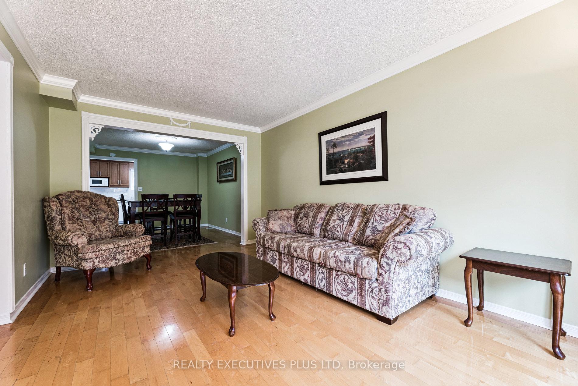 Photo 6 of 1822 Forestview Drive, Pickering, Highbush — HOMEH