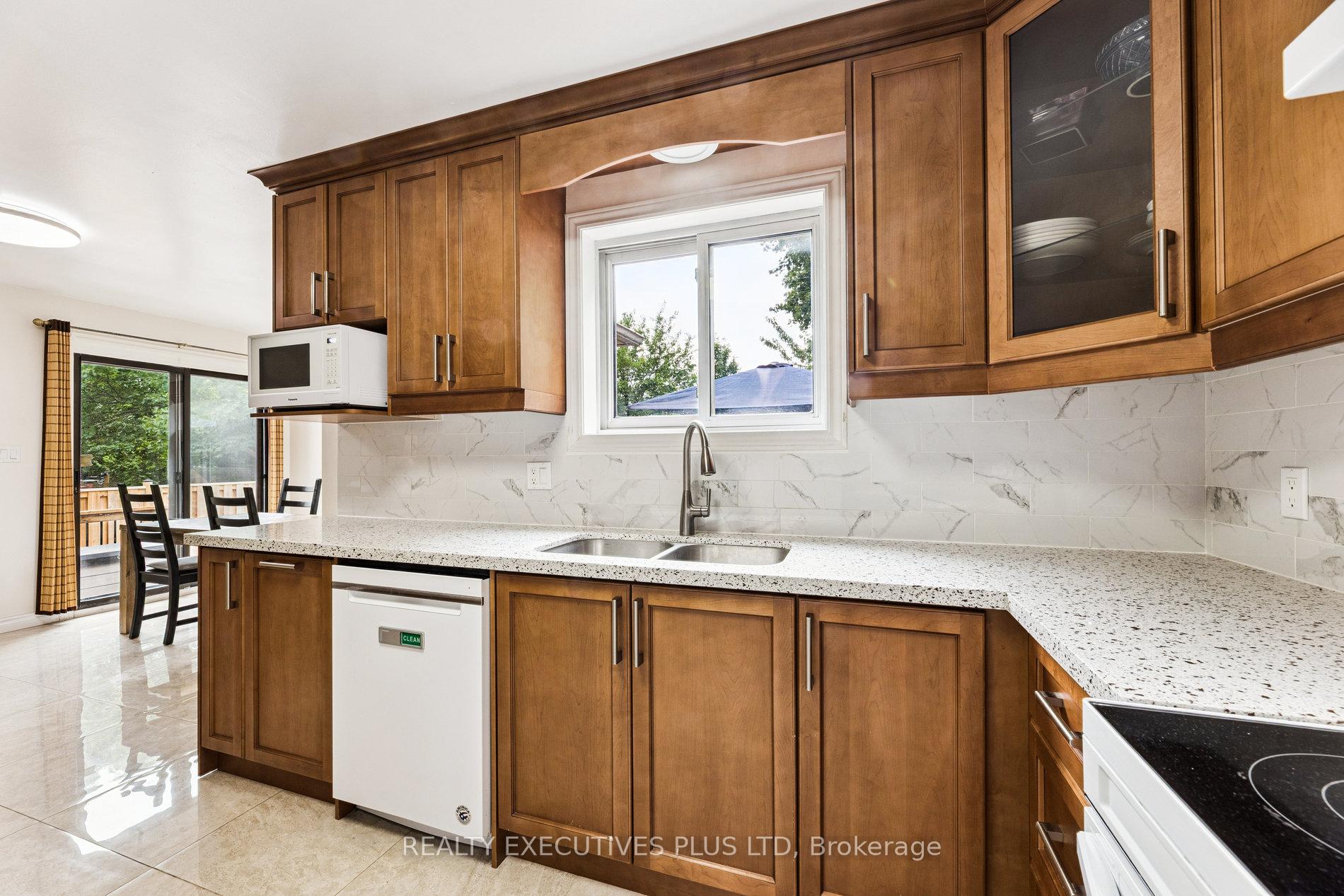 Photo 13 of 1822 Forestview Drive, Pickering, Highbush — HOMEH