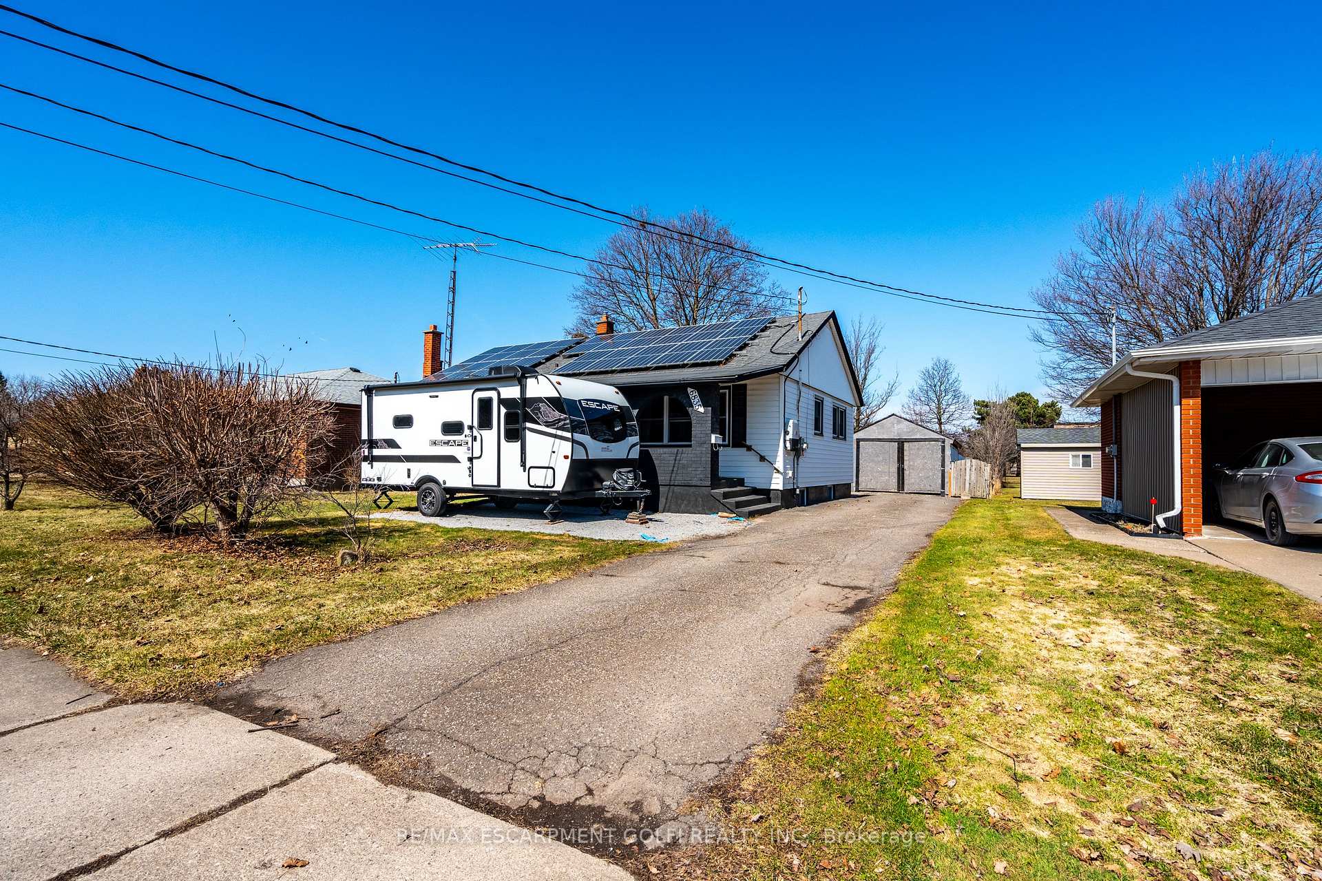 Photo 1 of 6835 Stamford Green Drive, Niagara Falls, Stamford — HOMEH