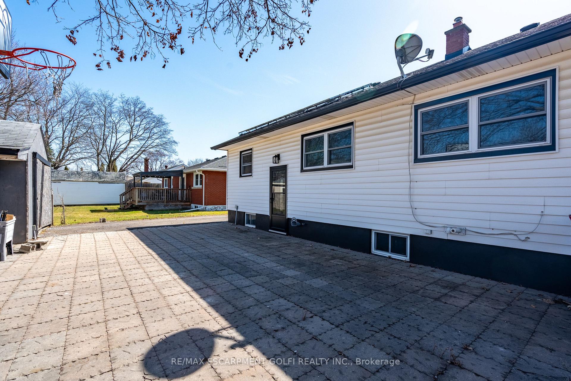 Photo 31 of 6835 Stamford Green Drive, Niagara Falls, Stamford — HOMEH