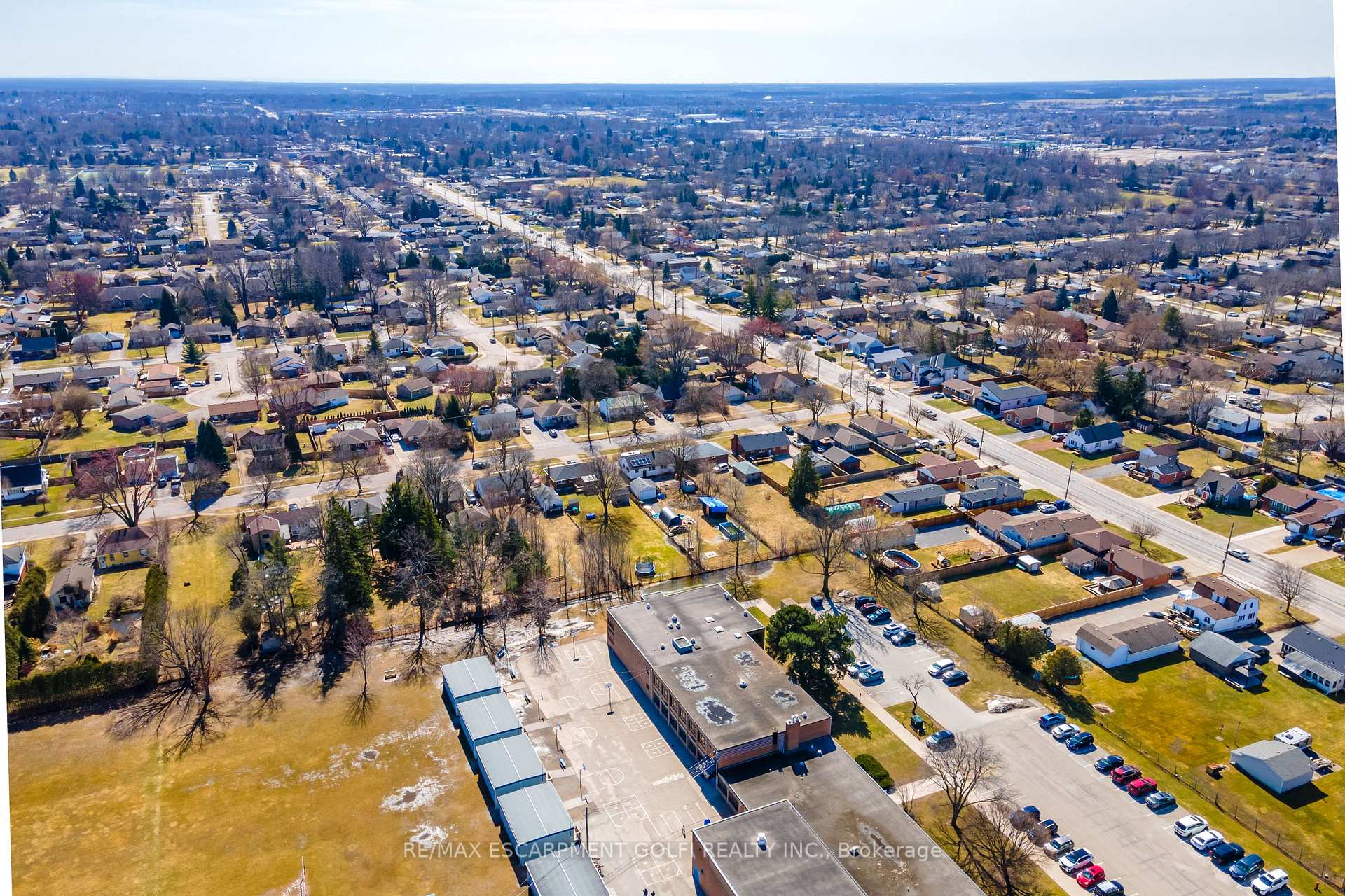 Photo 39 of 6835 Stamford Green Drive, Niagara Falls, Stamford — HOMEH