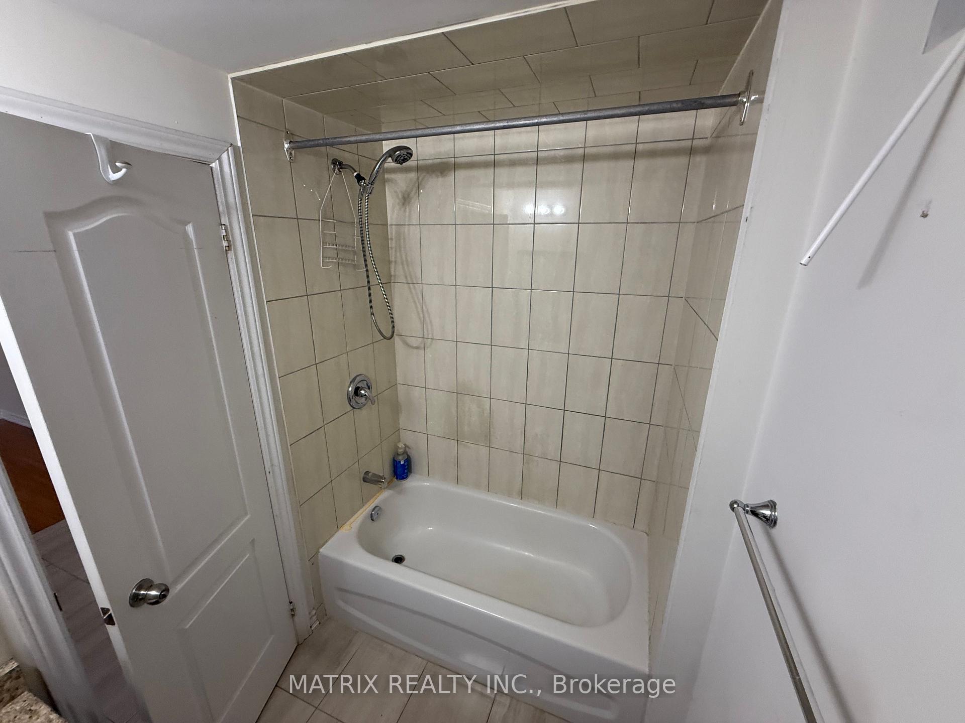 Photo 11 of 1526 Elmsley Drive, Pickering, Duffin Heights — HOMEH