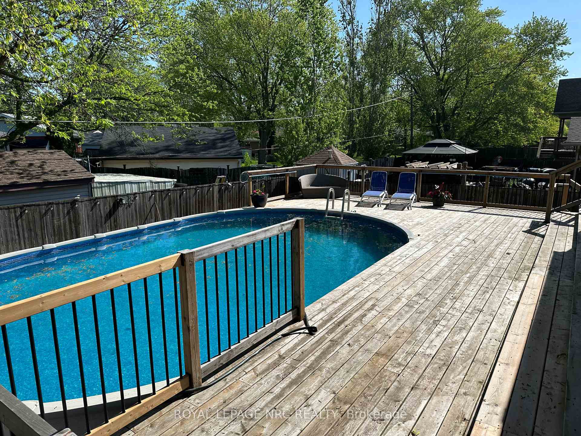 Photo 17 of 3923 Weinbrenner Road, Niagara Falls, Chippawa — HOMEH