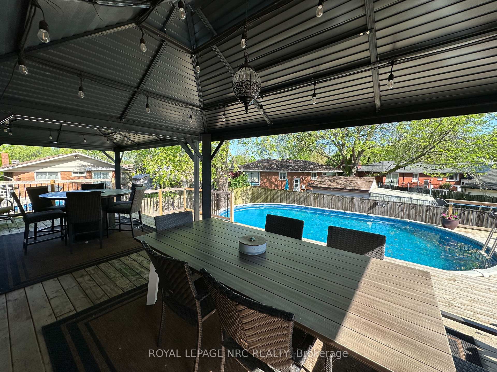 Photo 20 of 3923 Weinbrenner Road, Niagara Falls, Chippawa — HOMEH