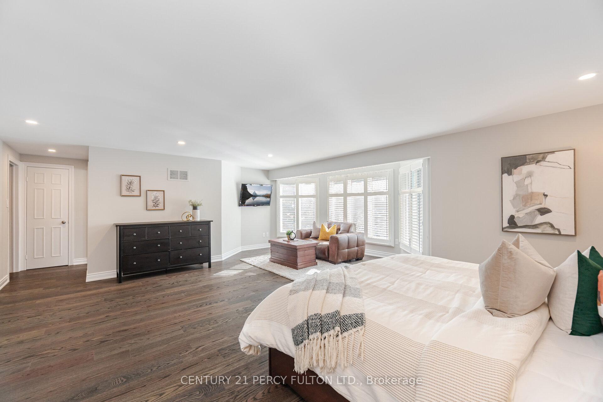 Photo 26 of 718 Pebble Court, Pickering, Amberlea — HOMEH