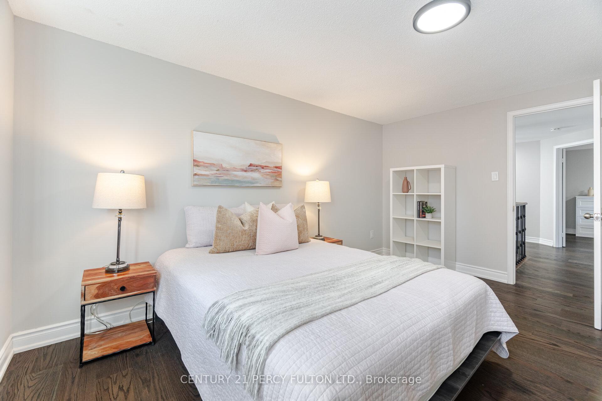 Photo 34 of 718 Pebble Court, Pickering, Amberlea — HOMEH