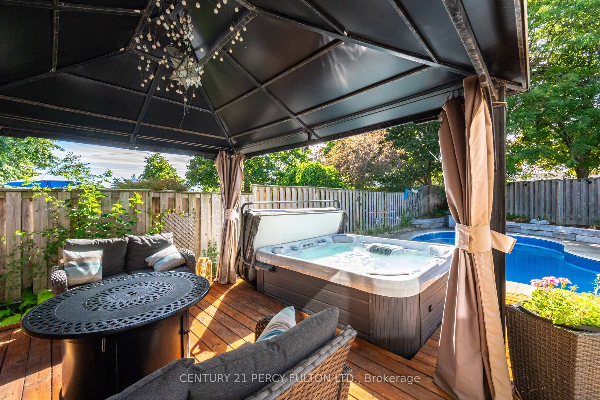 Photo 44 of 718 Pebble Court, Pickering, Amberlea — HOMEH