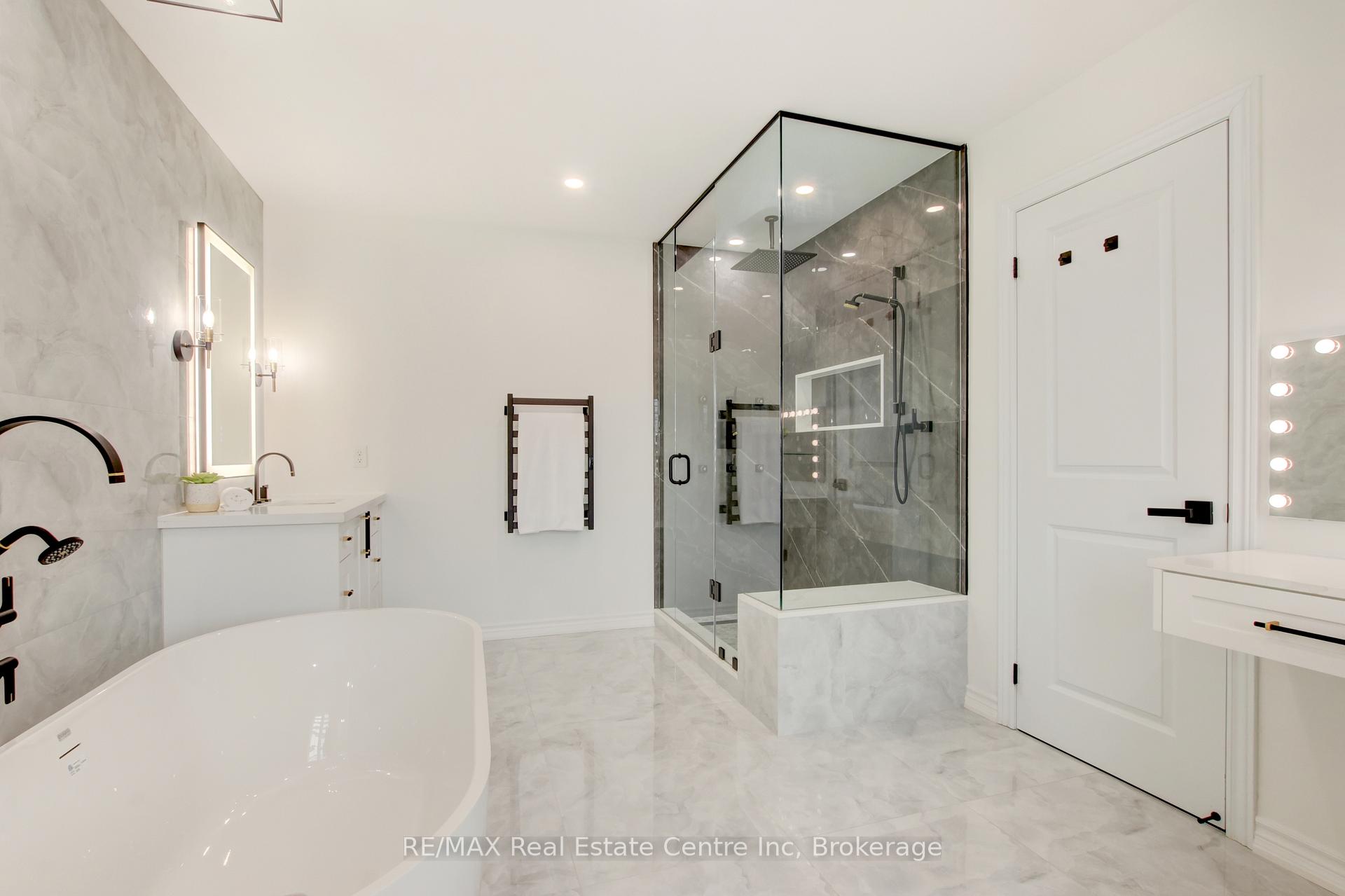 Photo 25 of 348 Mcgibbon Drive, Milton, Clarke — HOMEH