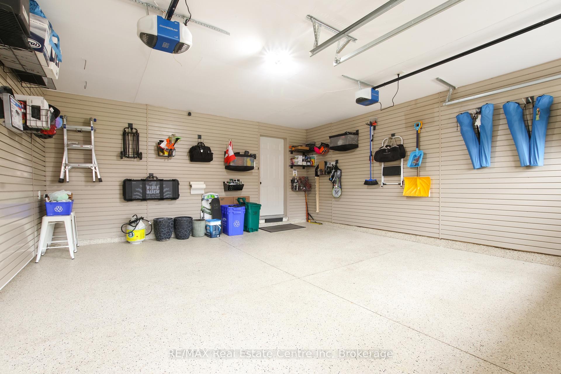 Photo 43 of 348 Mcgibbon Drive, Milton, Clarke — HOMEH
