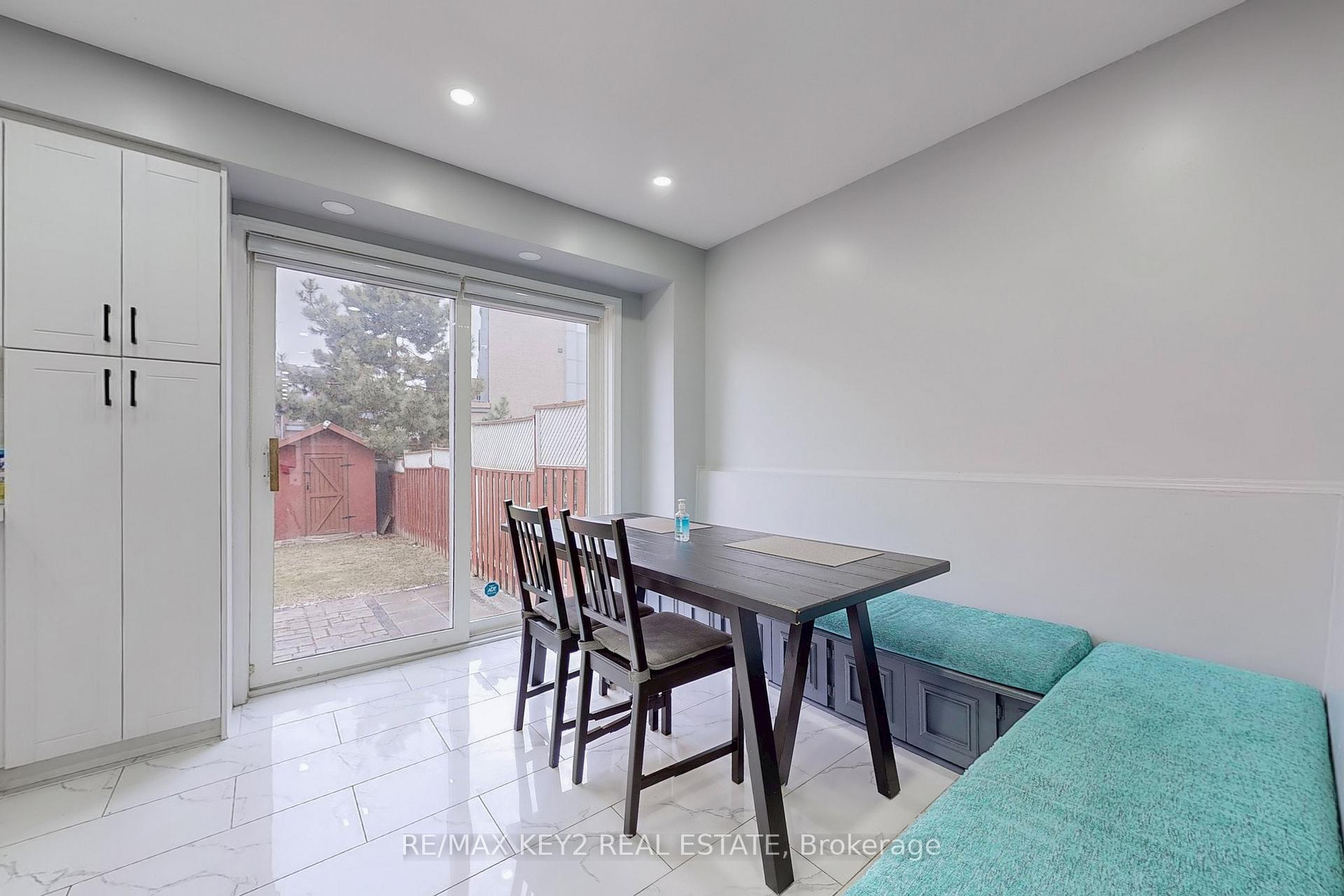 Photo 11 of 1609 Avonmore Square, Pickering, Town Centre — HOMEH