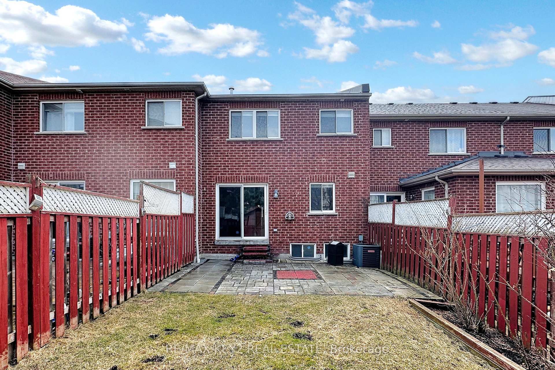 Photo 30 of 1609 Avonmore Square, Pickering, Town Centre — HOMEH