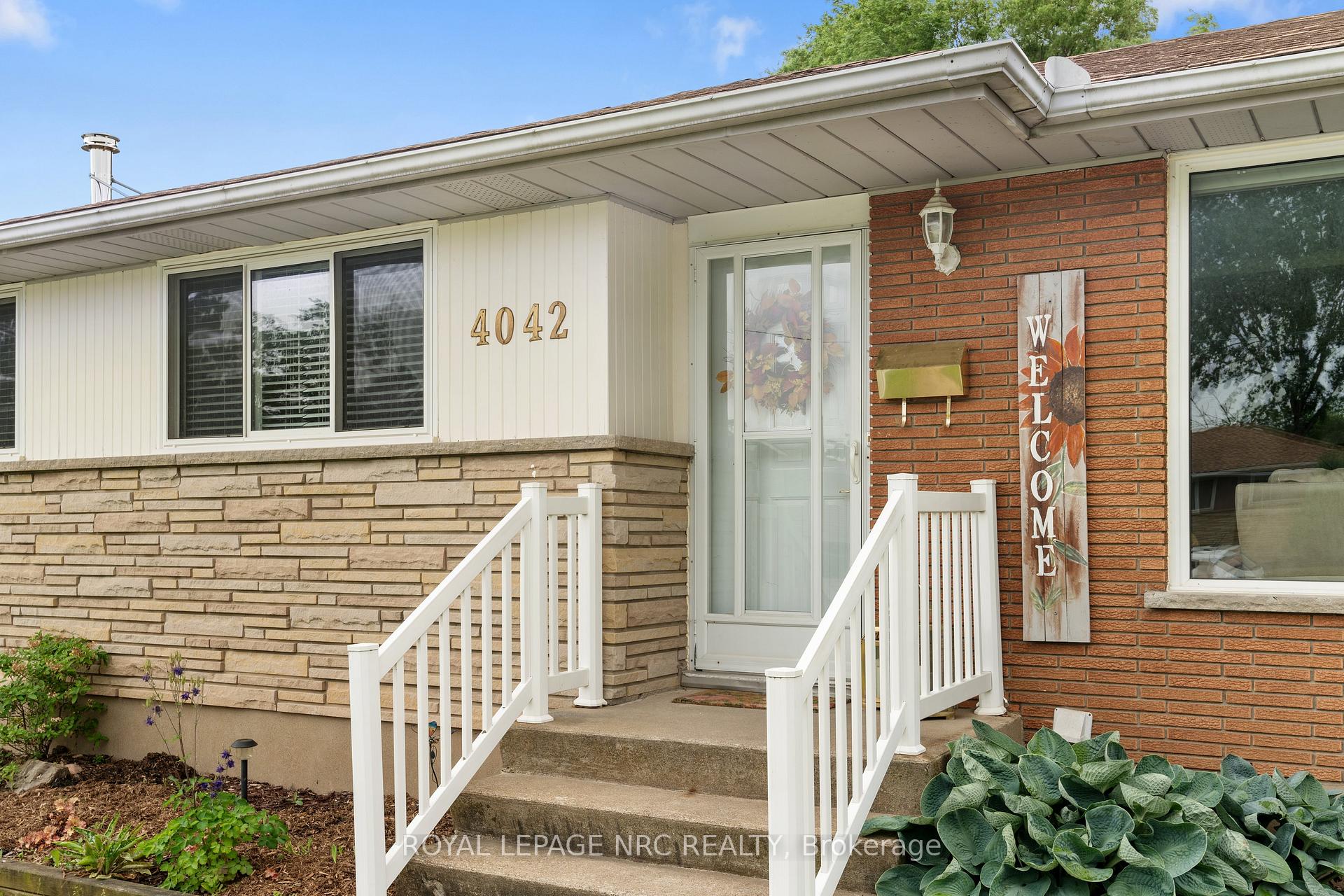 Photo 1 of 4042 Montcalm Crescent, Niagara Falls, Chippawa — HOMEH