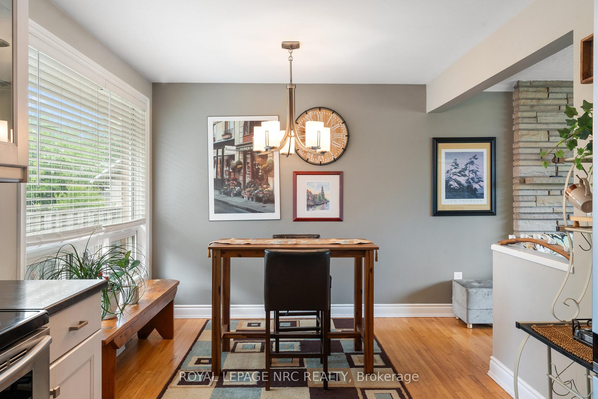 Photo 10 of 4042 Montcalm Crescent, Niagara Falls, Chippawa — HOMEH