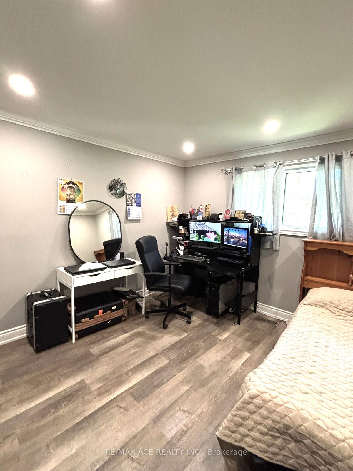 Photo 12 of Unit MAIN, 379 Surrey Drive, Oshawa, Eastdale — HOMEH