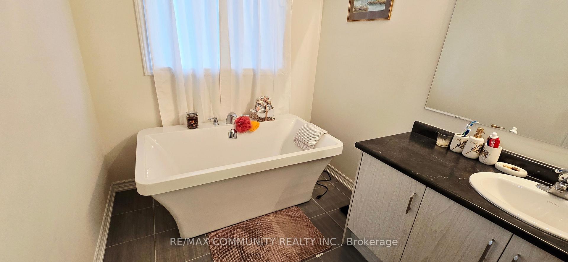Photo 9 of 2409 Angora Street, Pickering, Rural Pickering — HOMEH