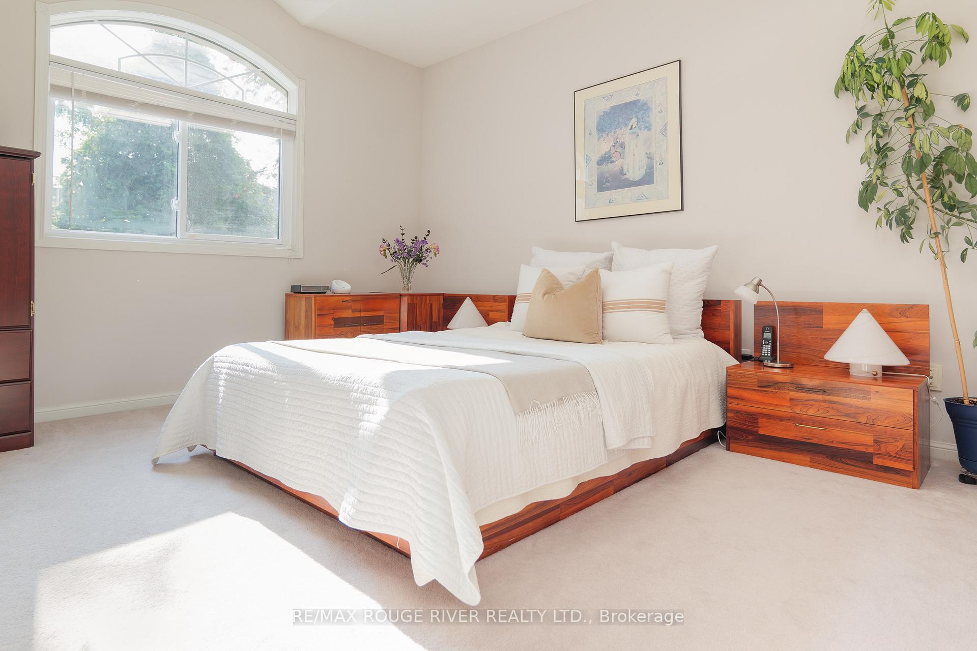 Photo 16 of 1936 Rosebank Road, Pickering, Amberlea — HOMEH