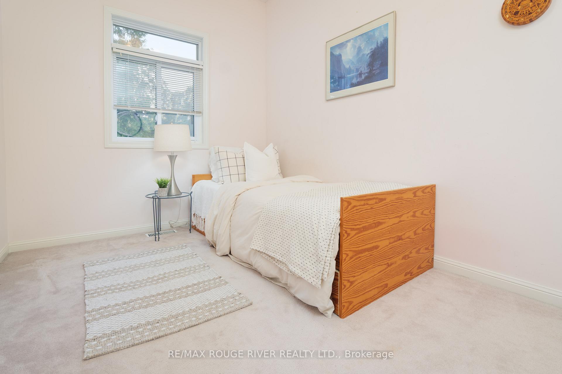 Photo 21 of 1936 Rosebank Road, Pickering, Amberlea — HOMEH