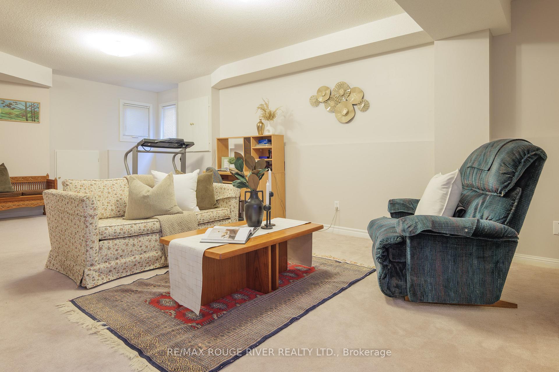 Photo 27 of 1936 Rosebank Road, Pickering, Amberlea — HOMEH