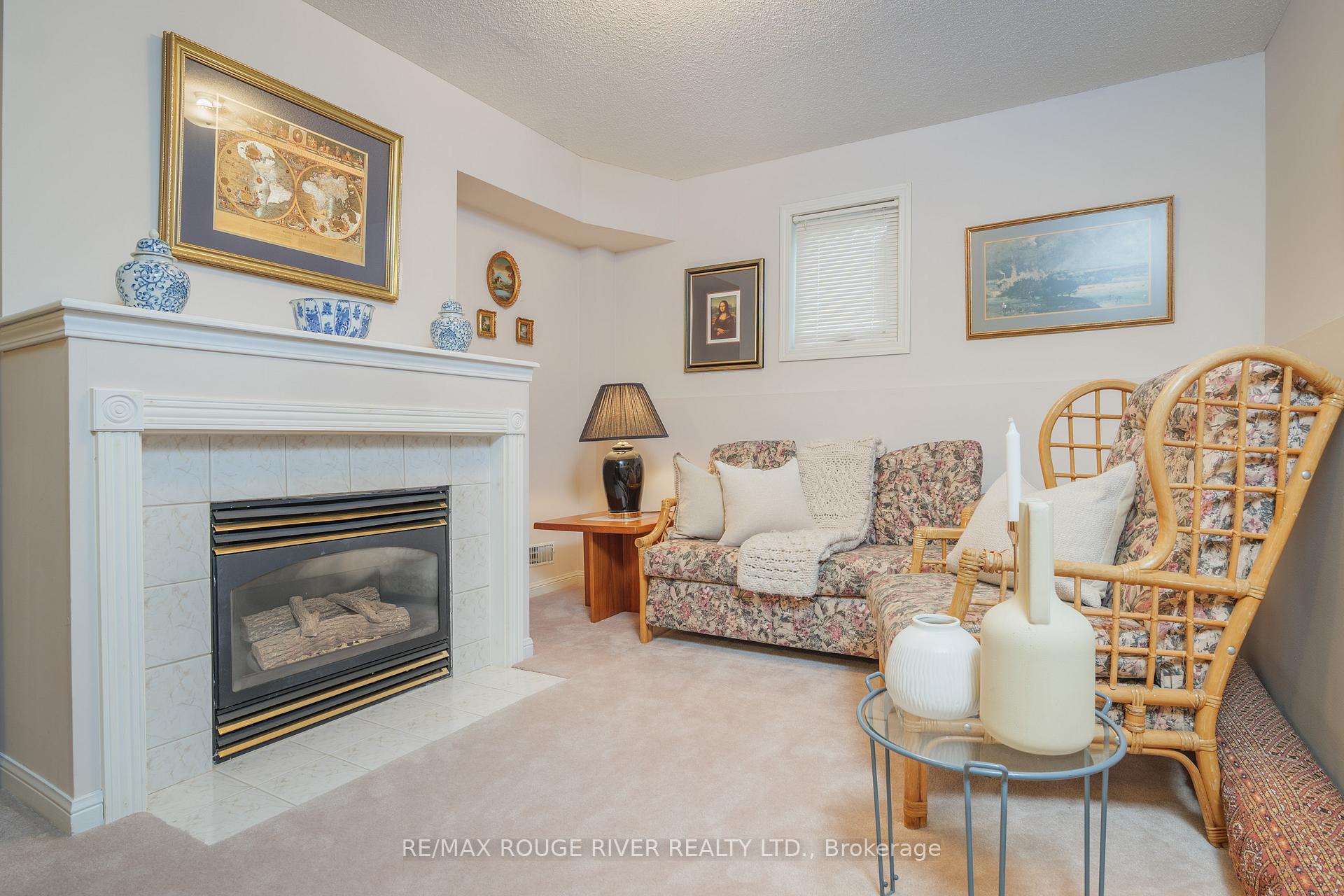 Photo 32 of 1936 Rosebank Road, Pickering, Amberlea — HOMEH