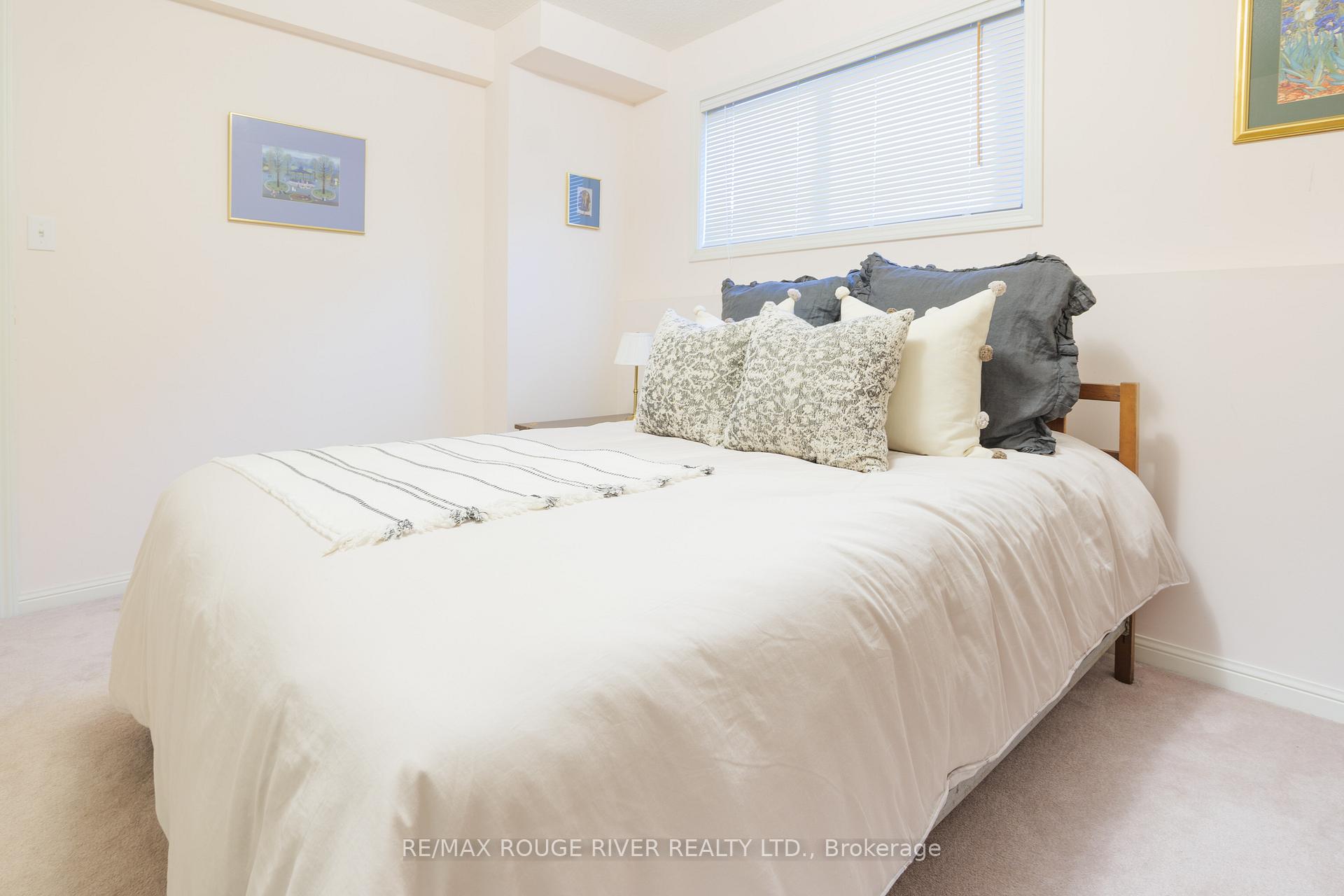 Photo 34 of 1936 Rosebank Road, Pickering, Amberlea — HOMEH