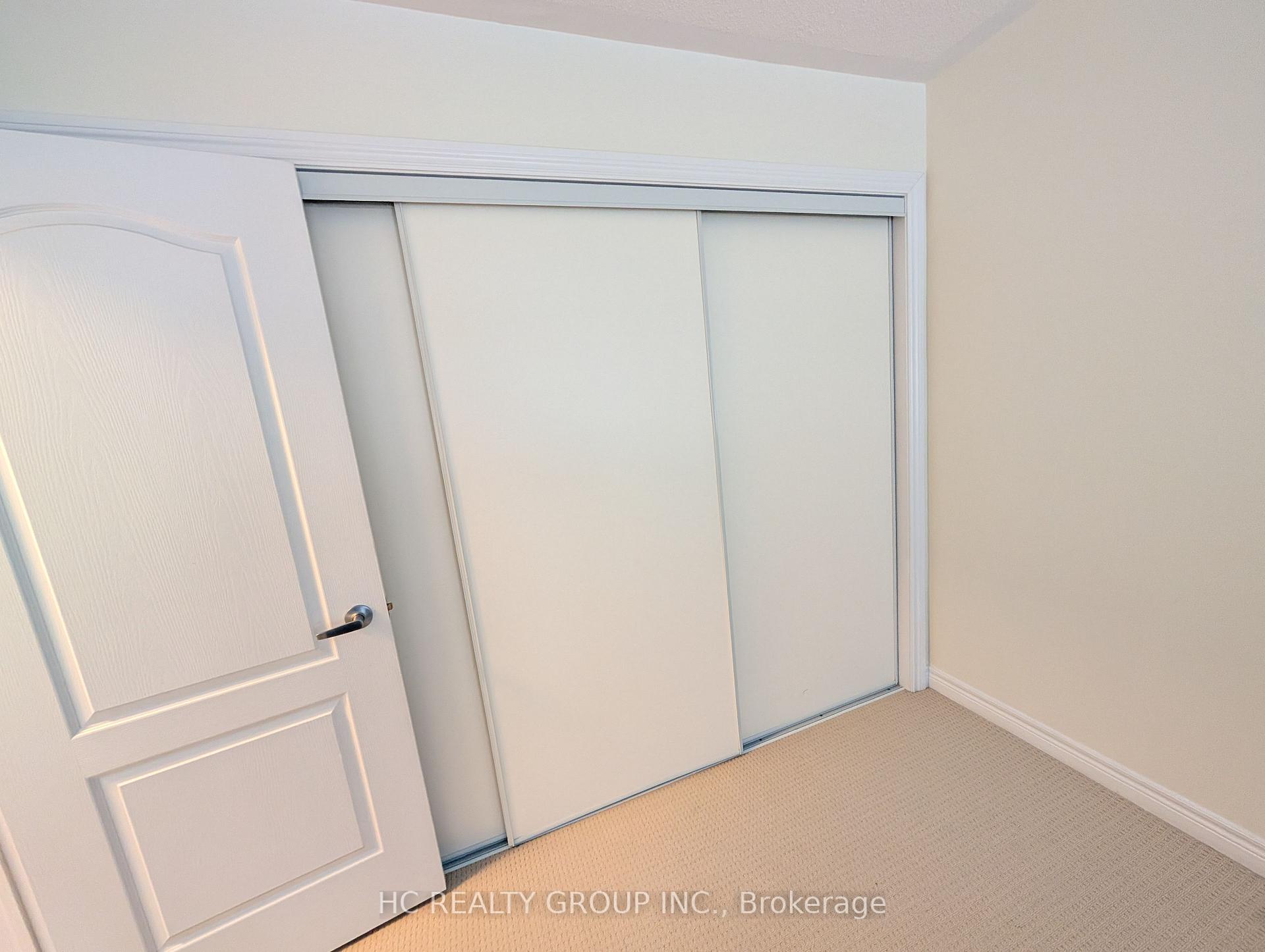 Photo 2 of 15 Tabaret Crescent, Oshawa, Windfields — HOMEH